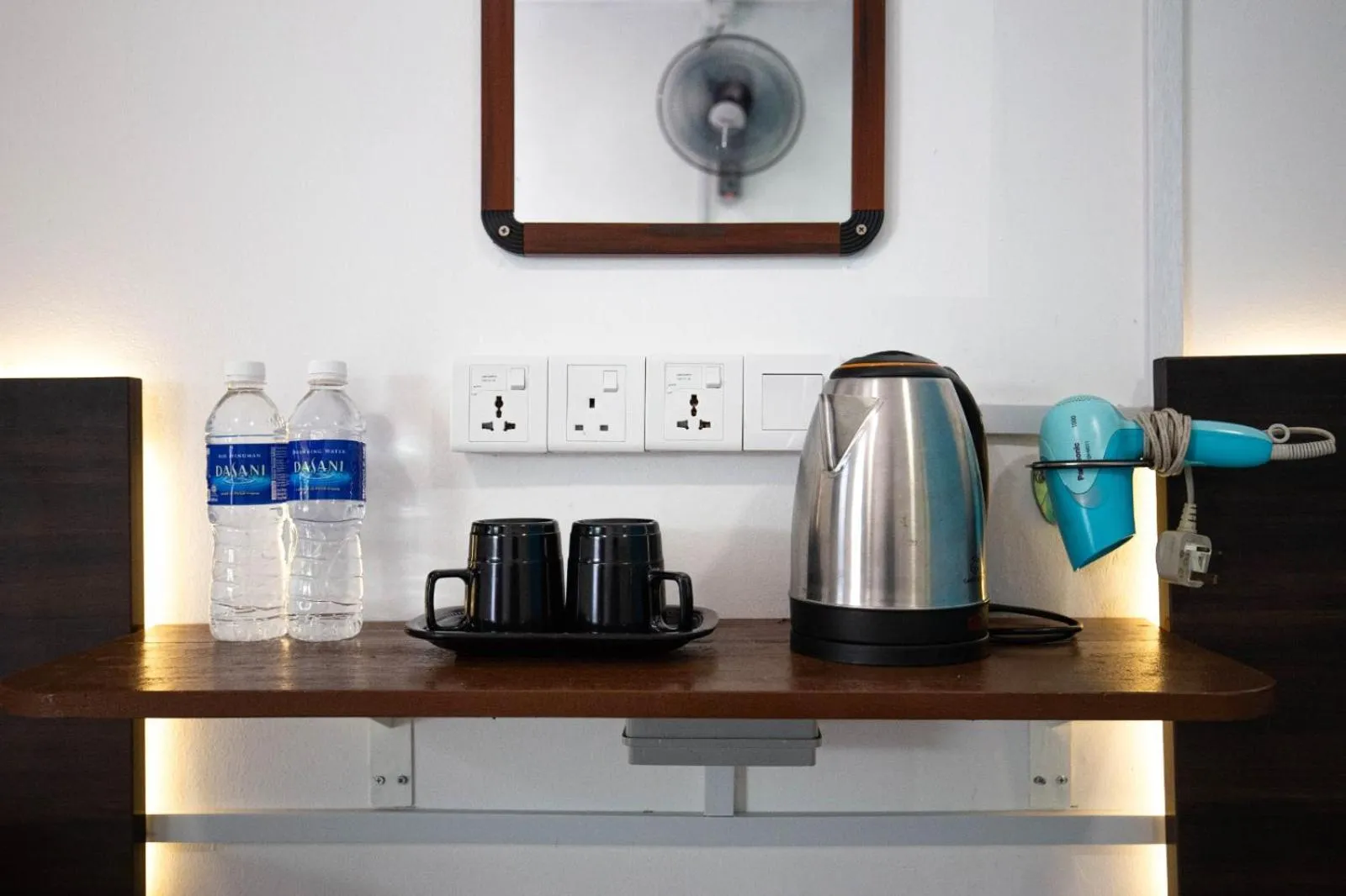 Coffee/tea facilities in Paya Debloc Village