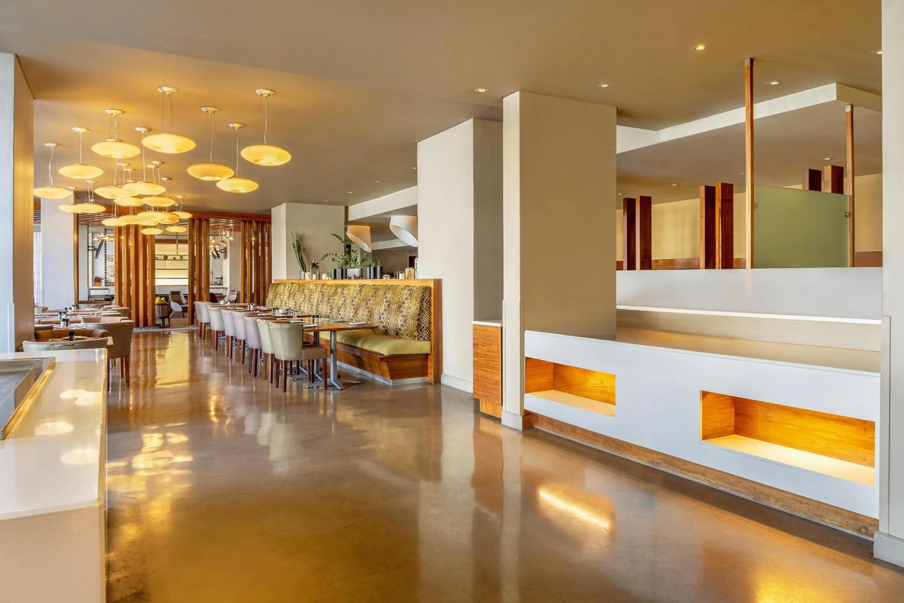 Lounge or bar in Garden Court Victoria Junction