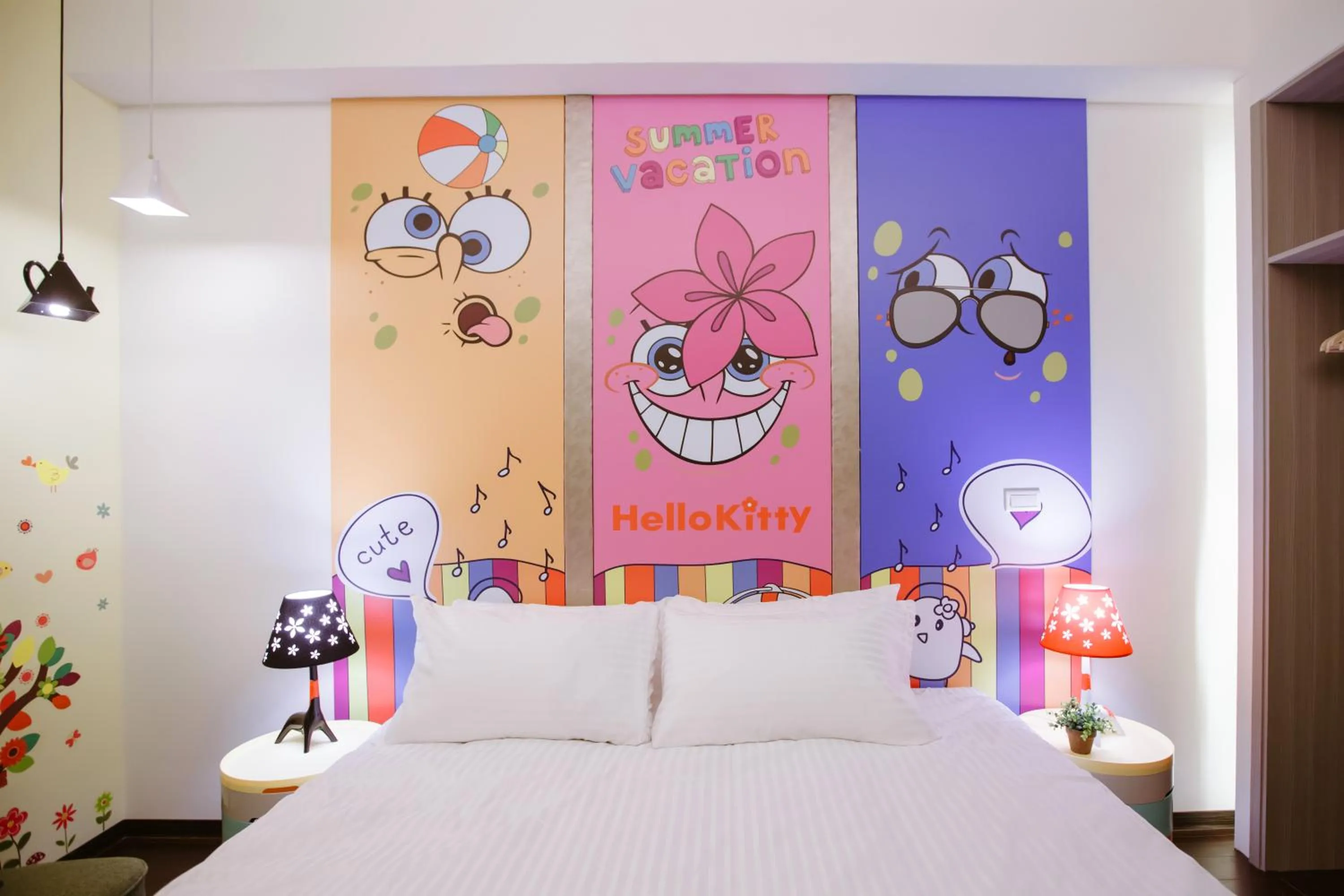 Photo of the whole room, Bed in Grand Allevia Villa