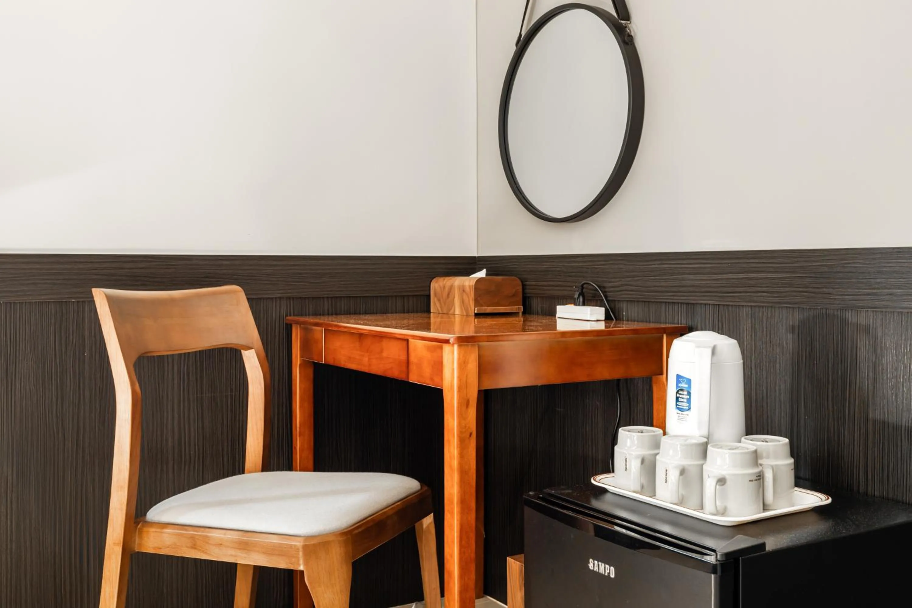 Photo of the whole room in Harmony Smart Stay