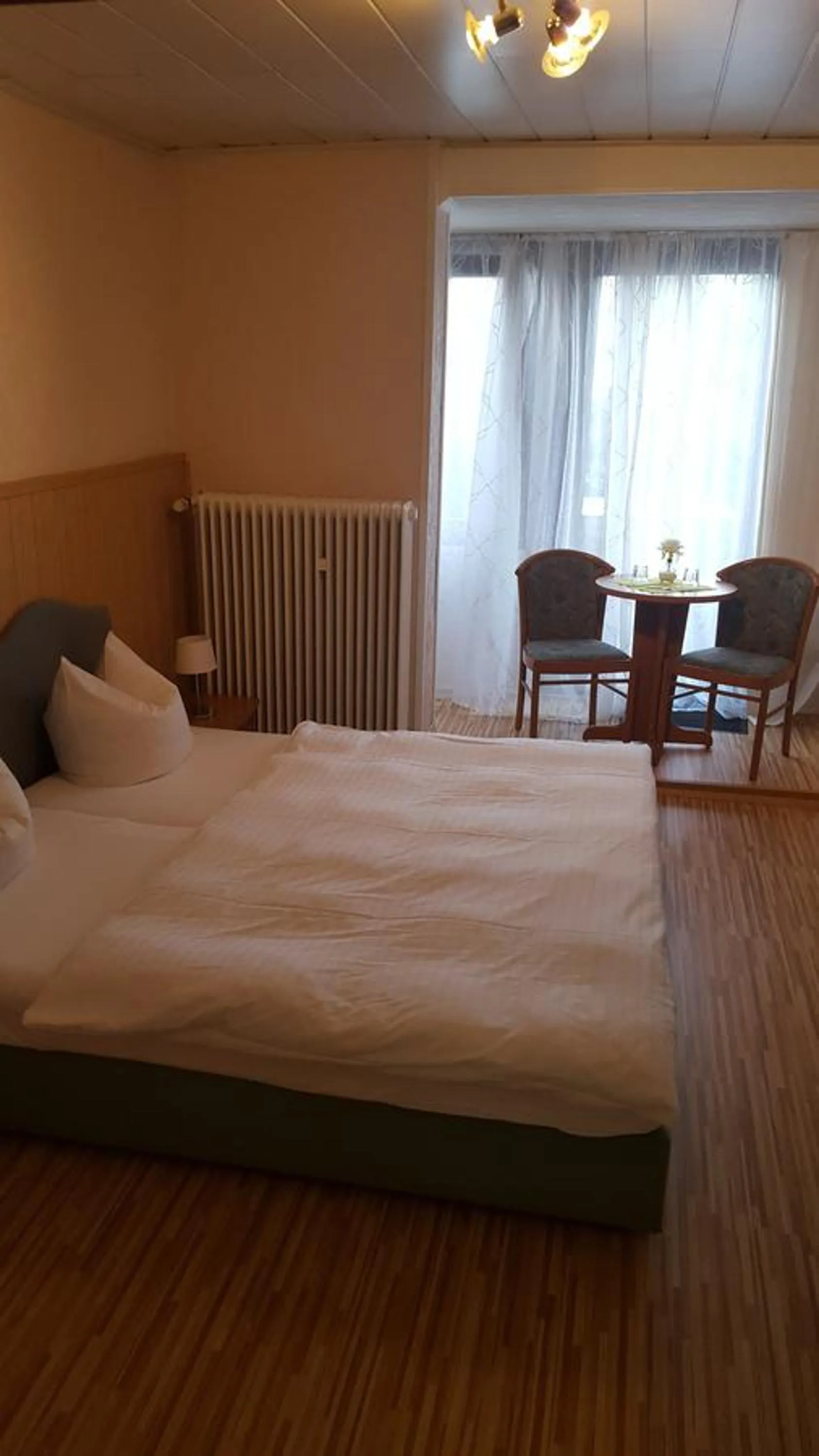 Photo of the whole room, Bed in Hotel Schwanenburg