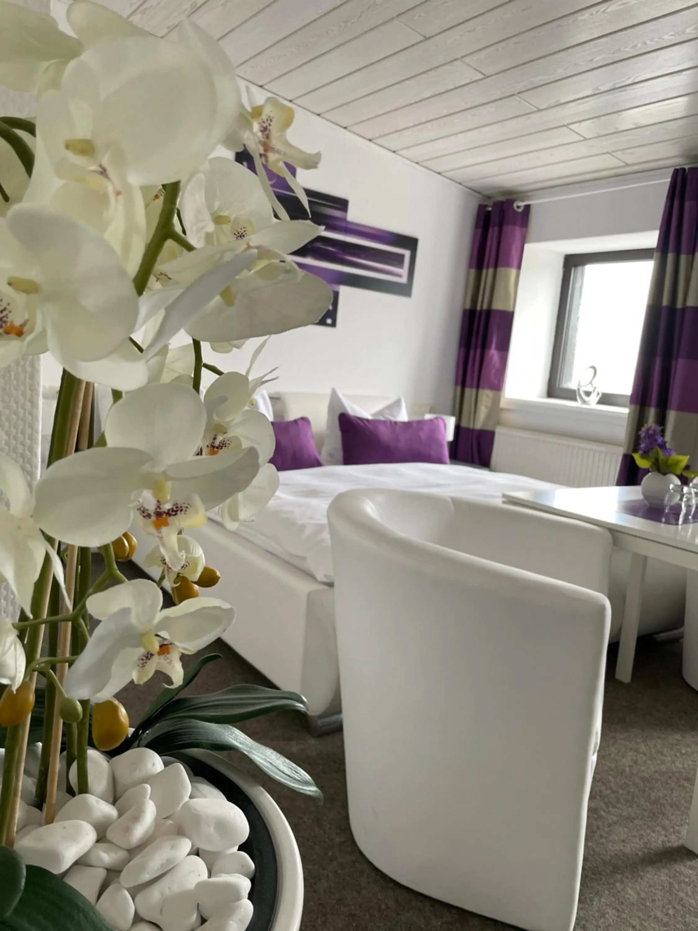 Bed in Hotel Schwanenburg