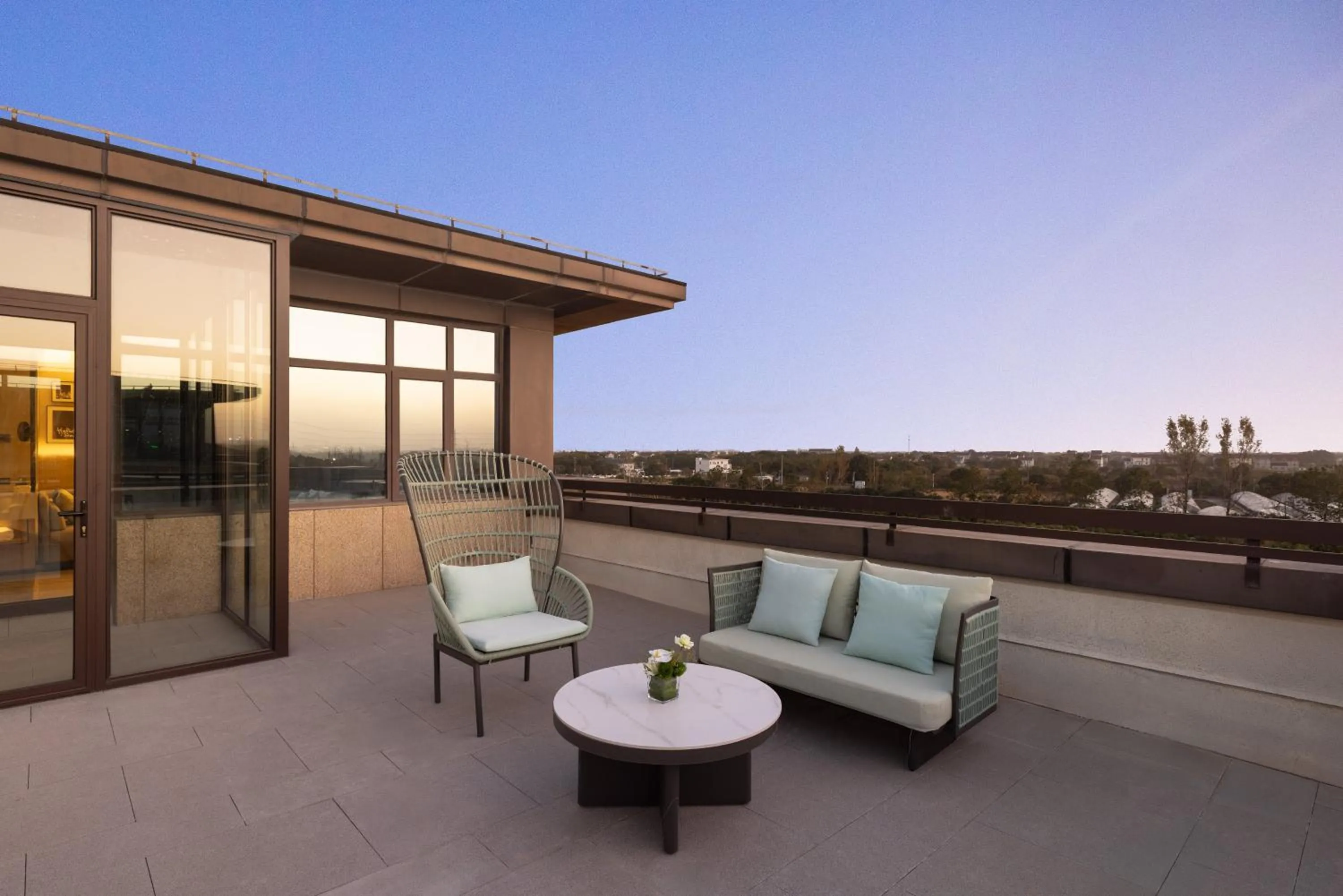 Photo of the whole room in Holiday Inn Shanghai Tourism Zone by IHG