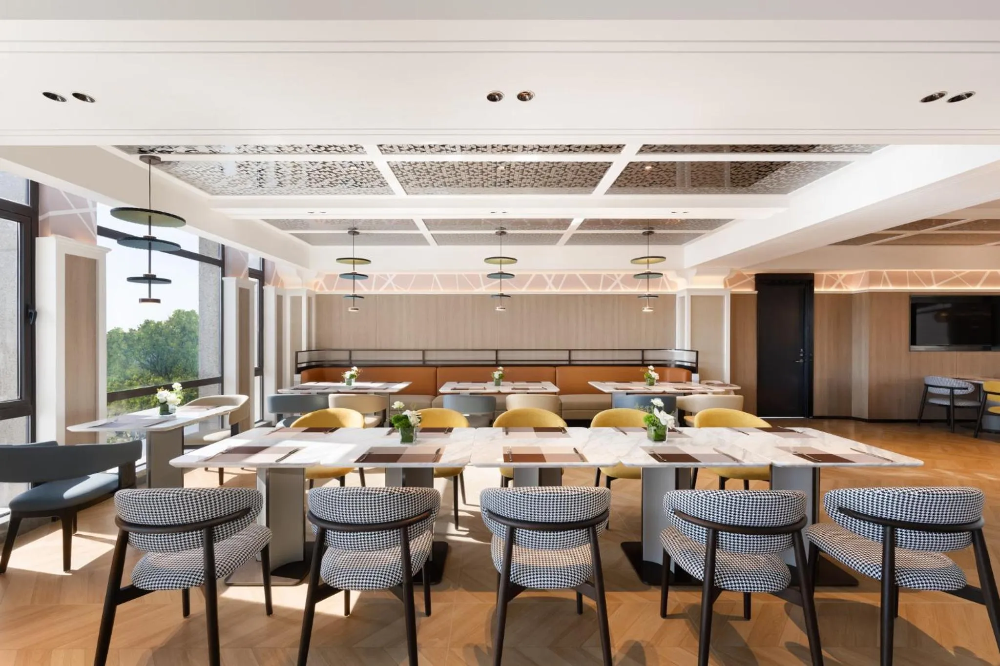 Restaurant/places to eat in Holiday Inn Shanghai Tourism Zone by IHG