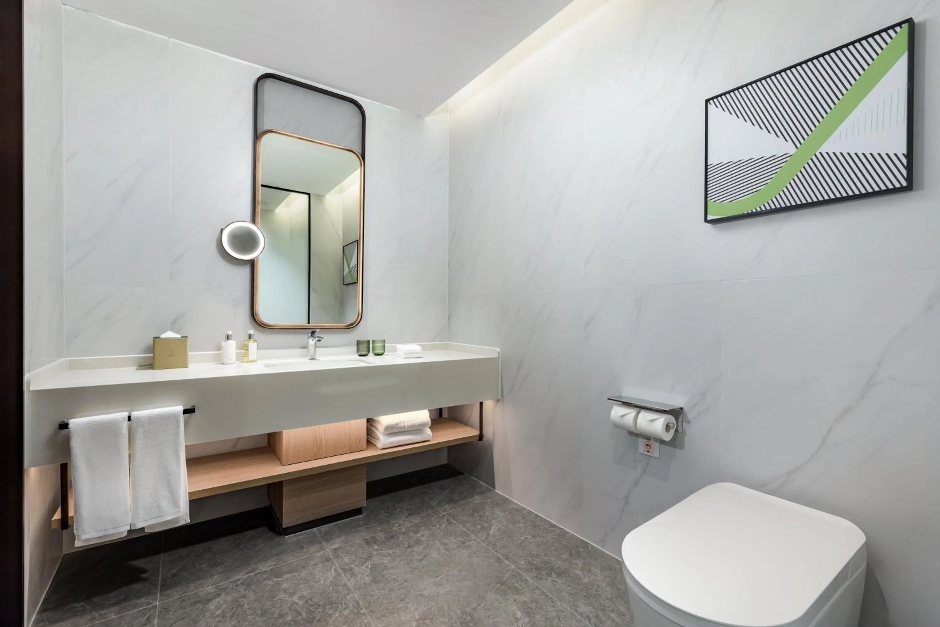 Bathroom in Holiday Inn Shanghai Tourism Zone by IHG