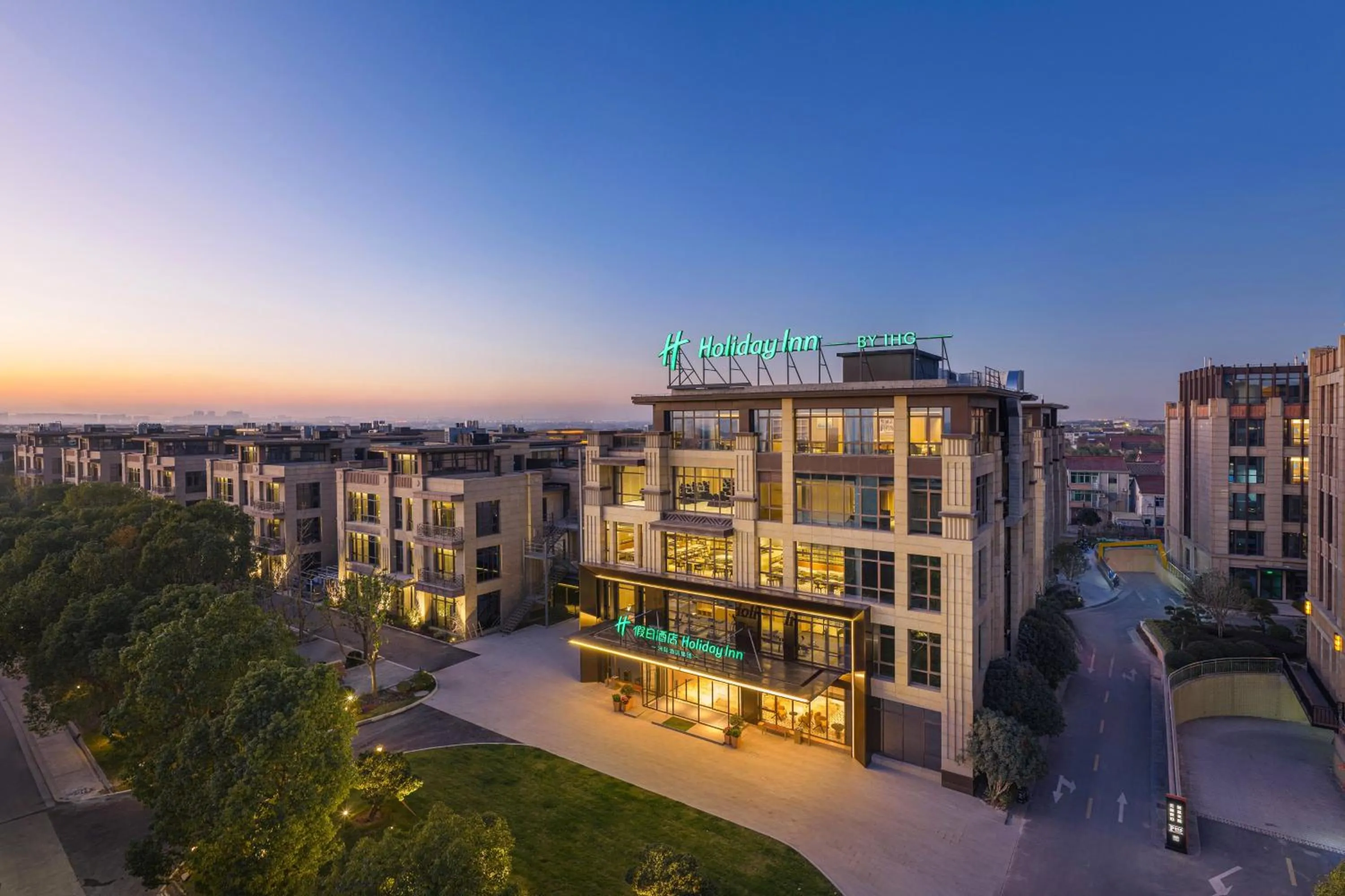 Property building in Holiday Inn Shanghai Tourism Zone by IHG