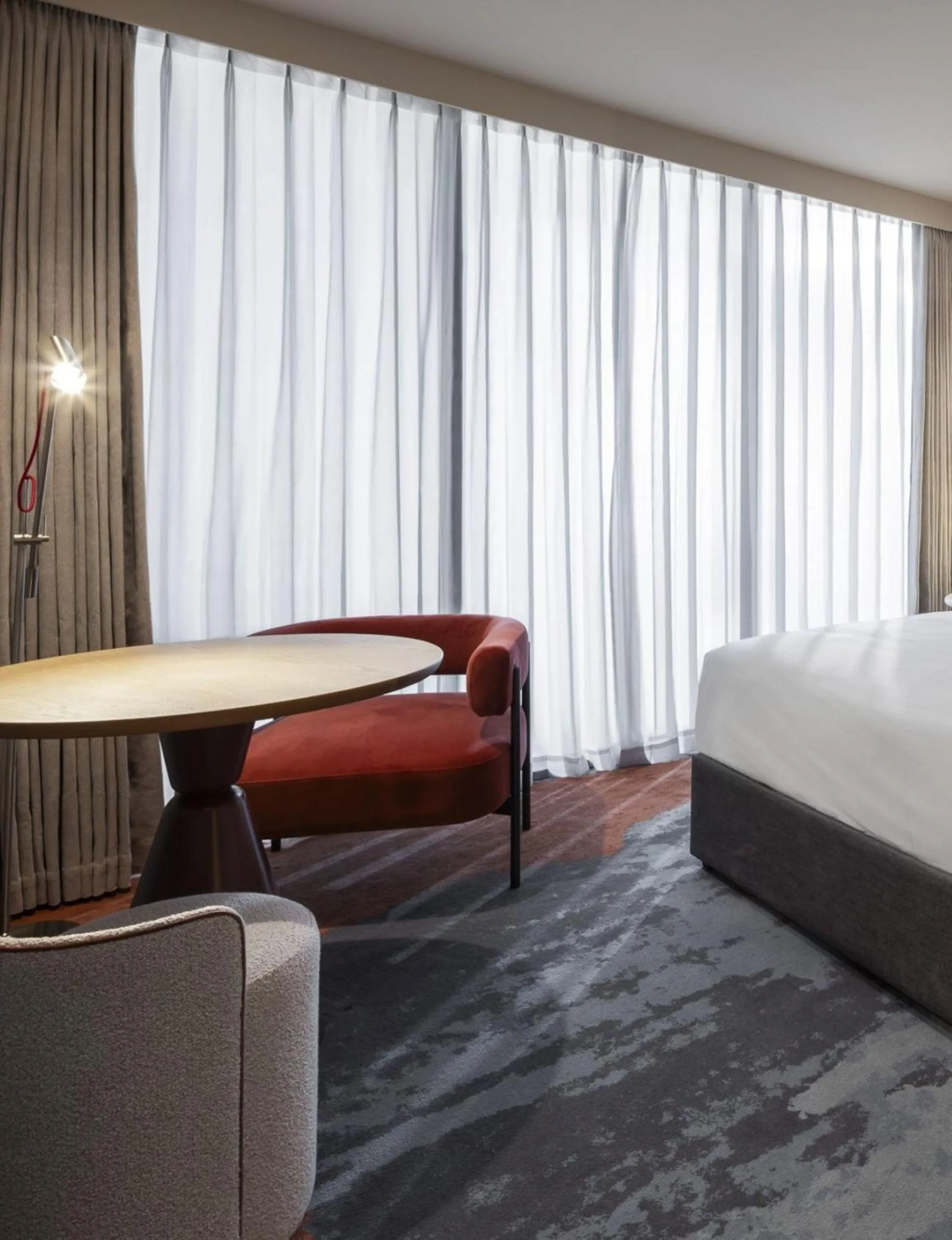 Seating area, Bed in Mercure Melbourne La Trobe Street