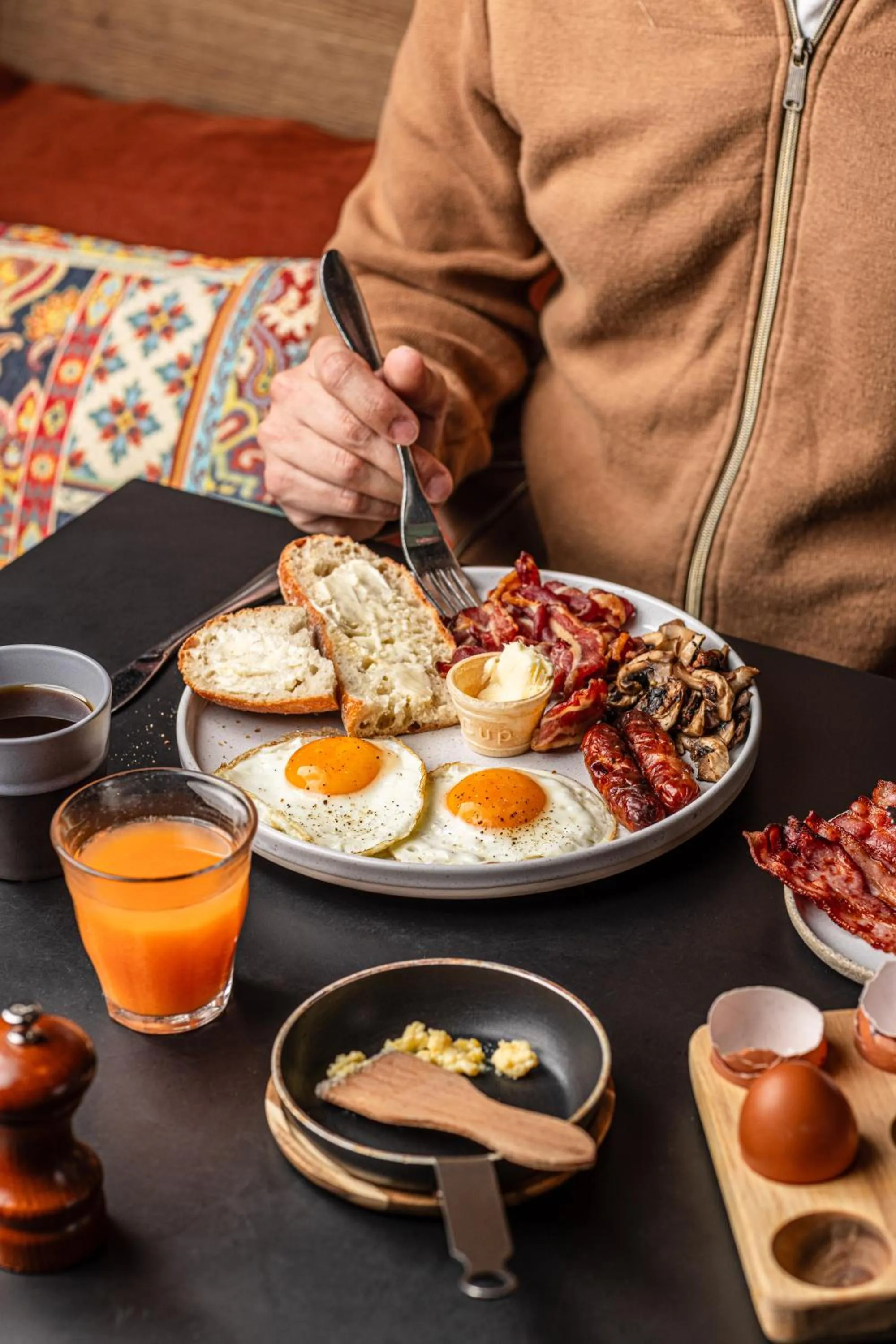 Restaurant/places to eat in Mercure Melbourne La Trobe Street