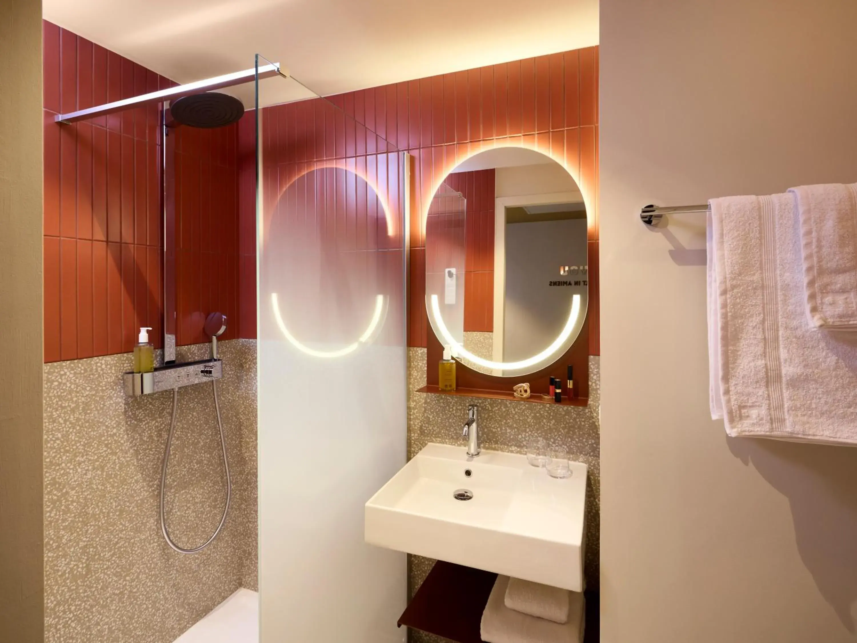 Superior Double Room in You Hotel Amiens - Handwritten Collection Superior Double Room in You Hotel Amiens - Handwritten Collection