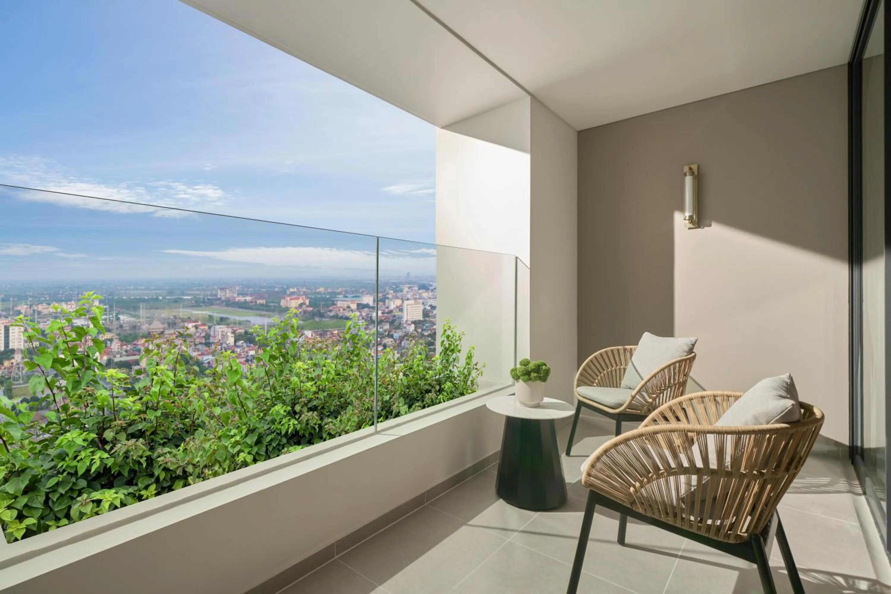 Day in Pullman Ninh Binh