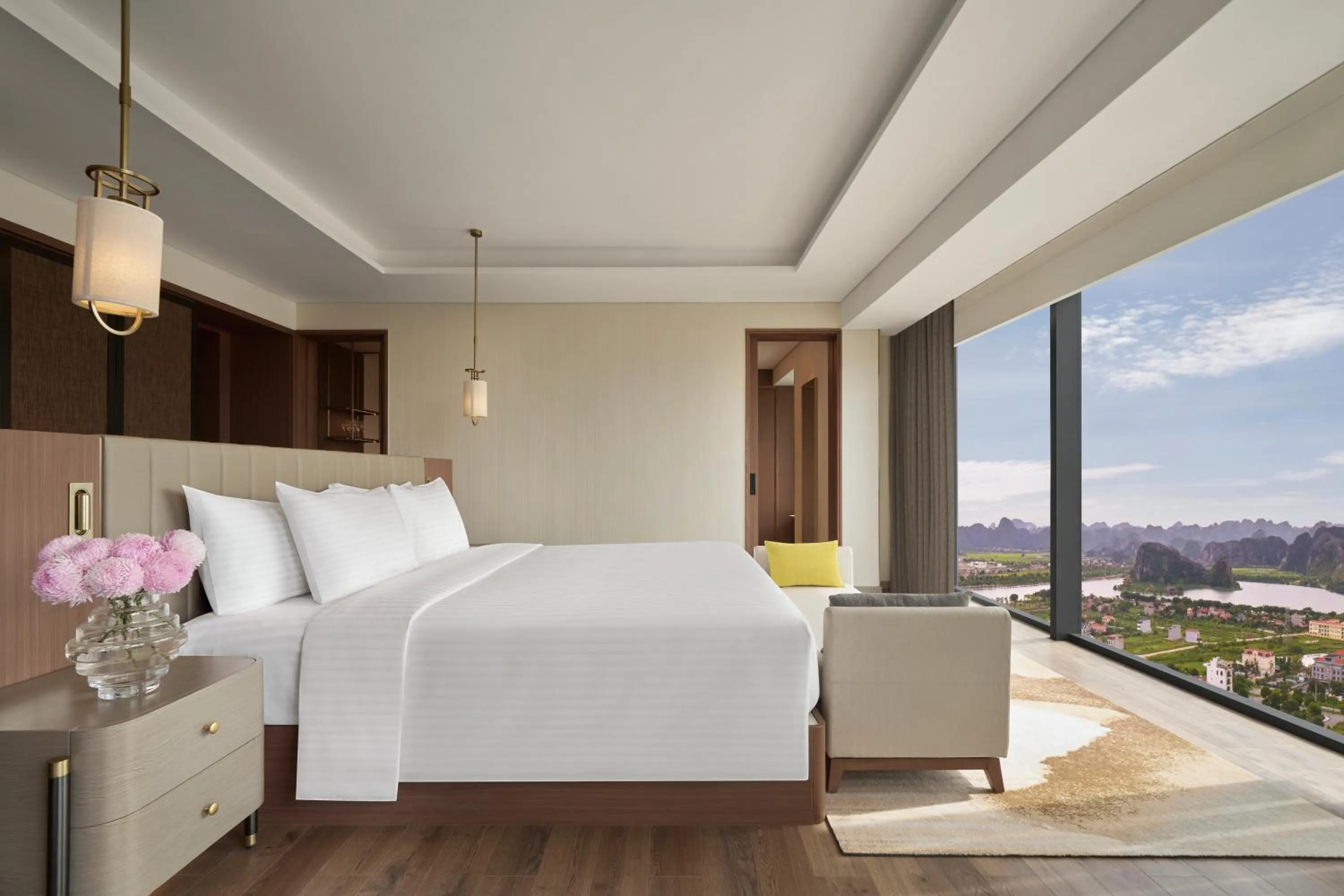 Bedroom, Bed in Pullman Ninh Binh