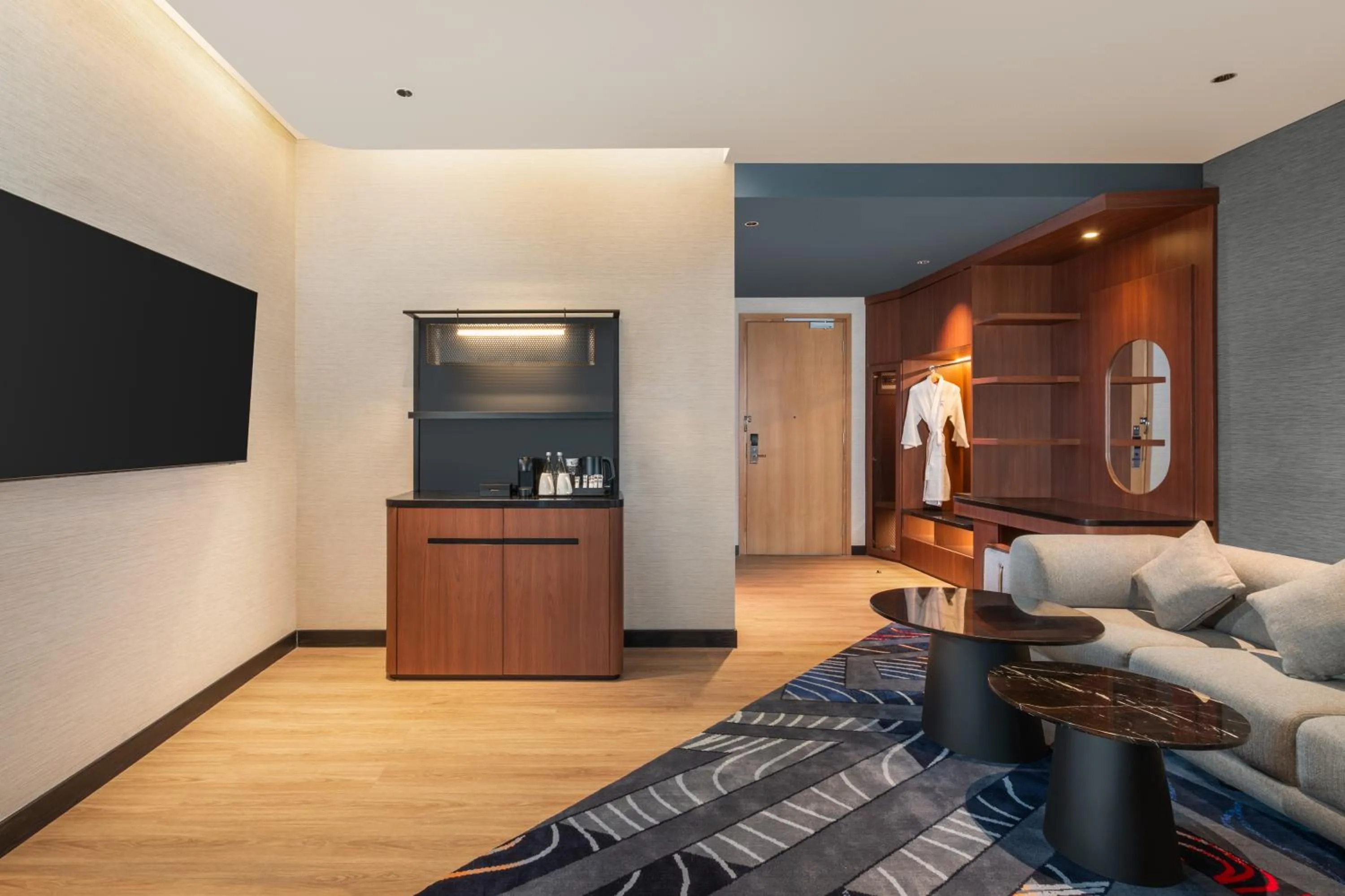 Living room in Novotel Jakarta Pulo Mas