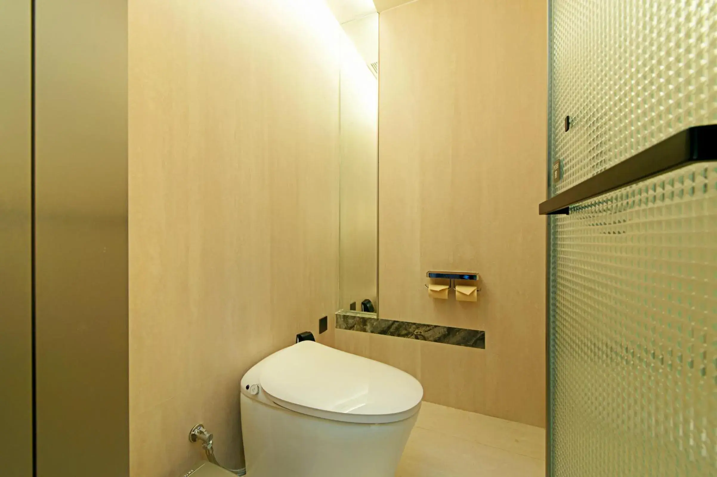 Executive Double Room in Novotel Xiamen International Convention Center Executive Double Room in Novotel Xiamen International Convention Center