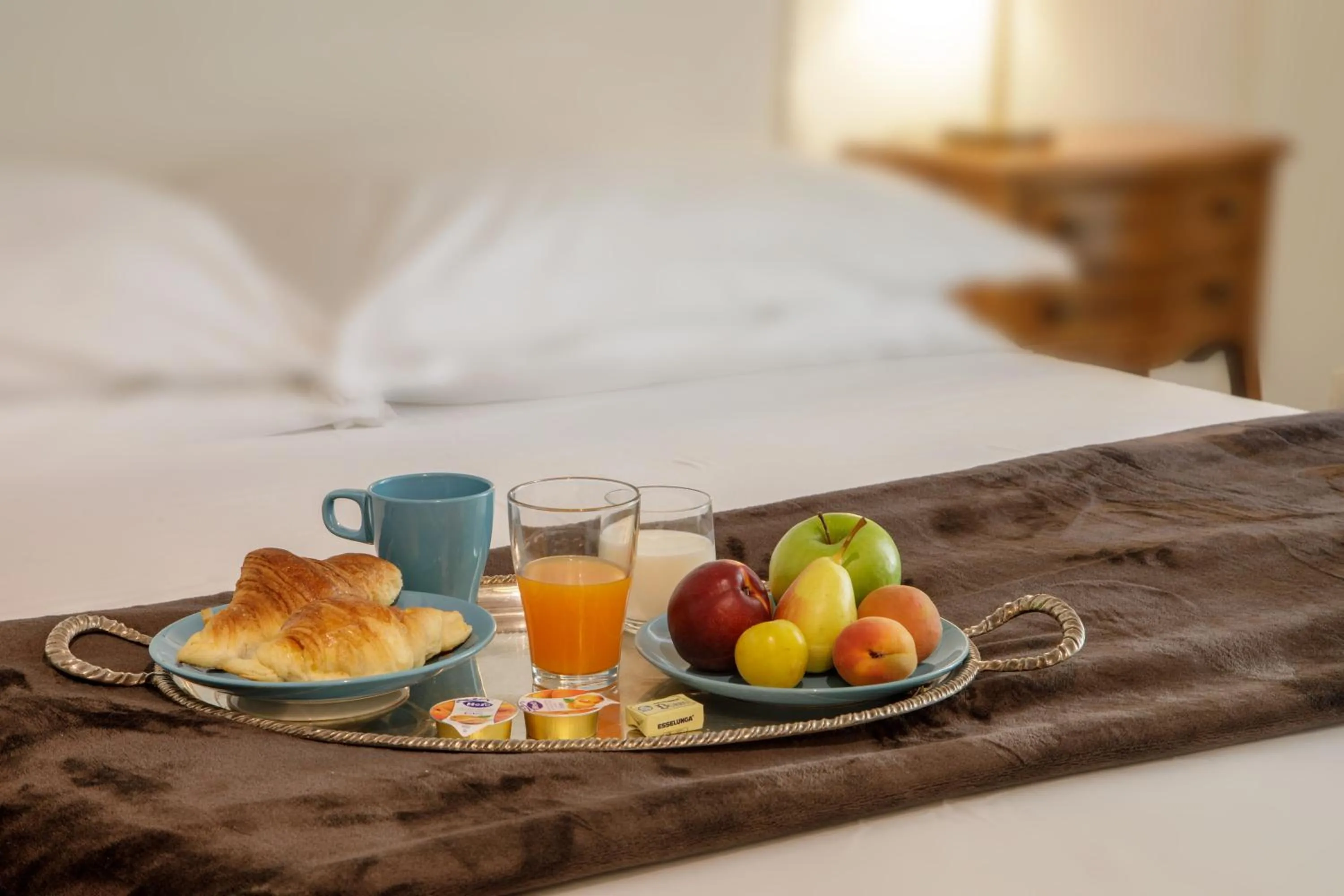 Bed in The Right Place 4U Navona Luxury Rooms