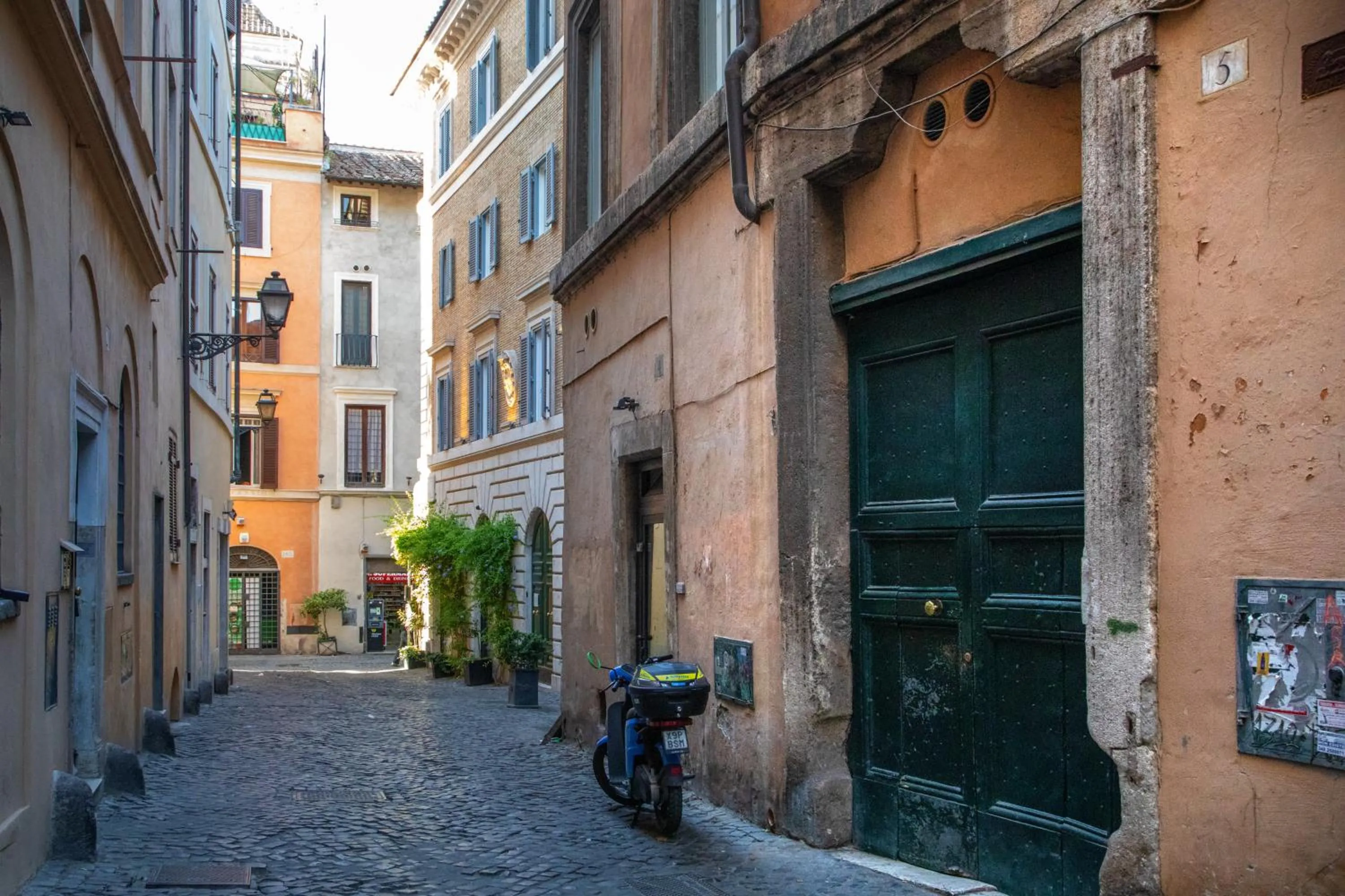 Property building in The Right Place 4U Navona Luxury Rooms