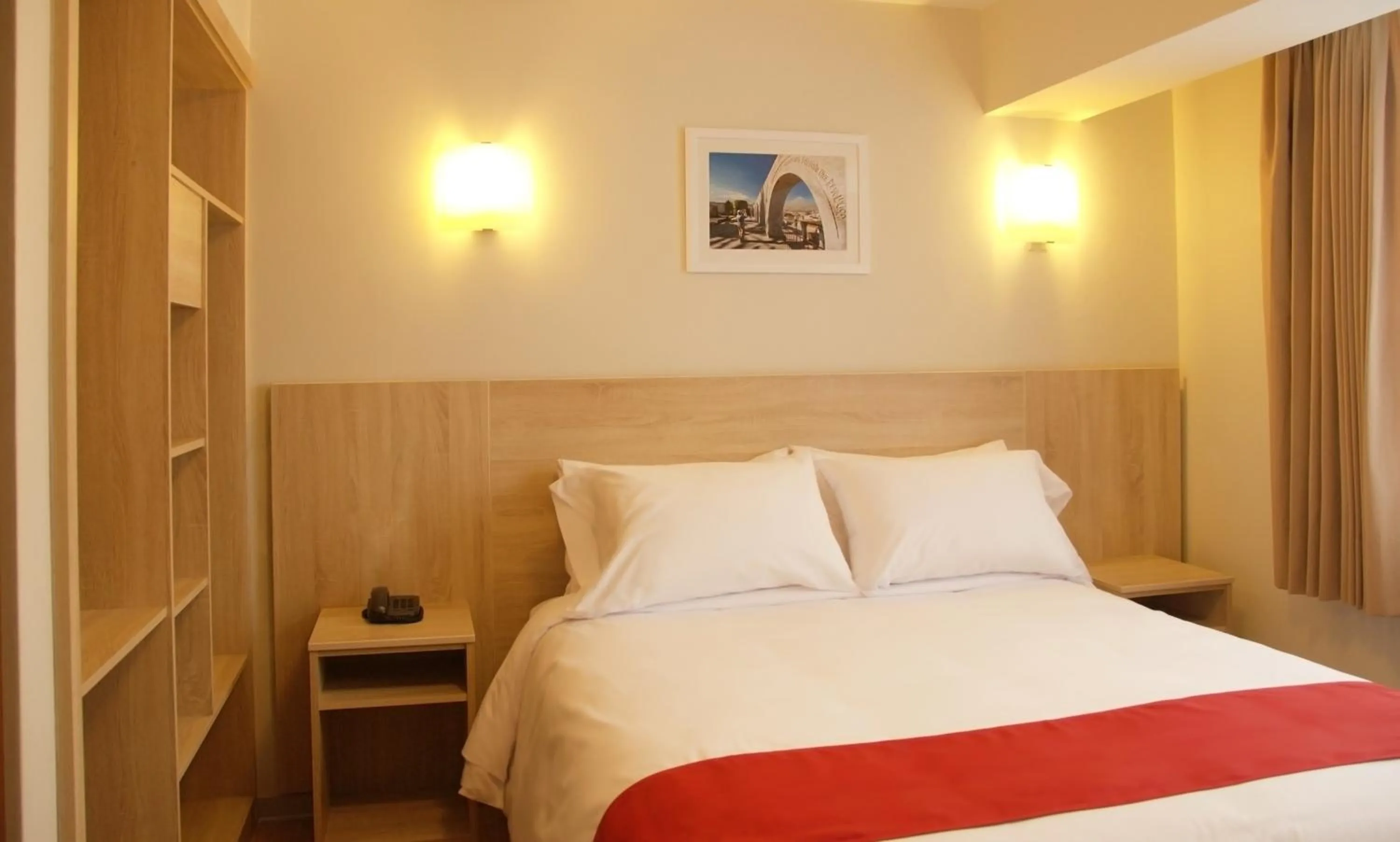 Photo of the whole room, Bed in Hotel San Remo