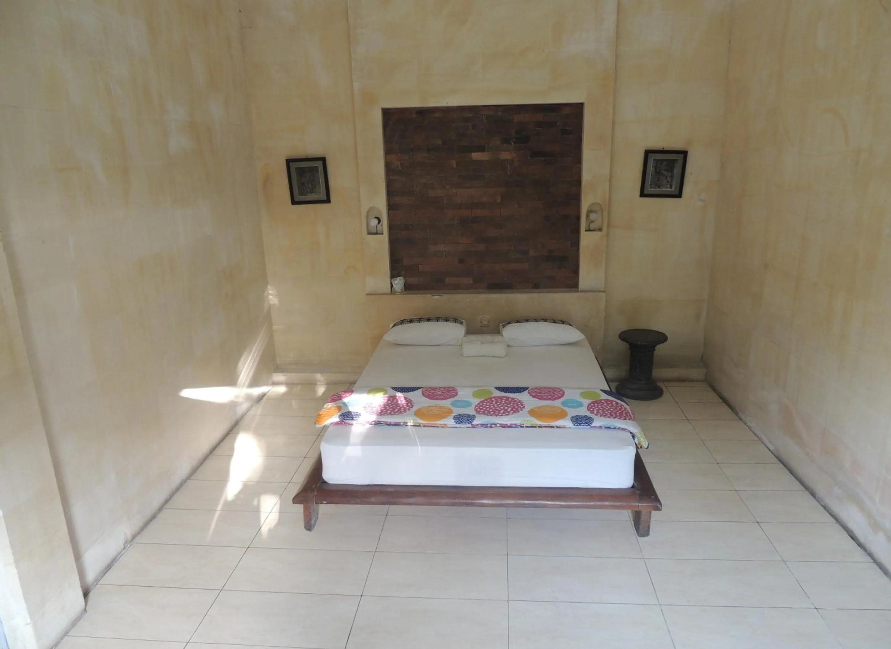 Bedroom, Bed in Lotus 2 Guest House