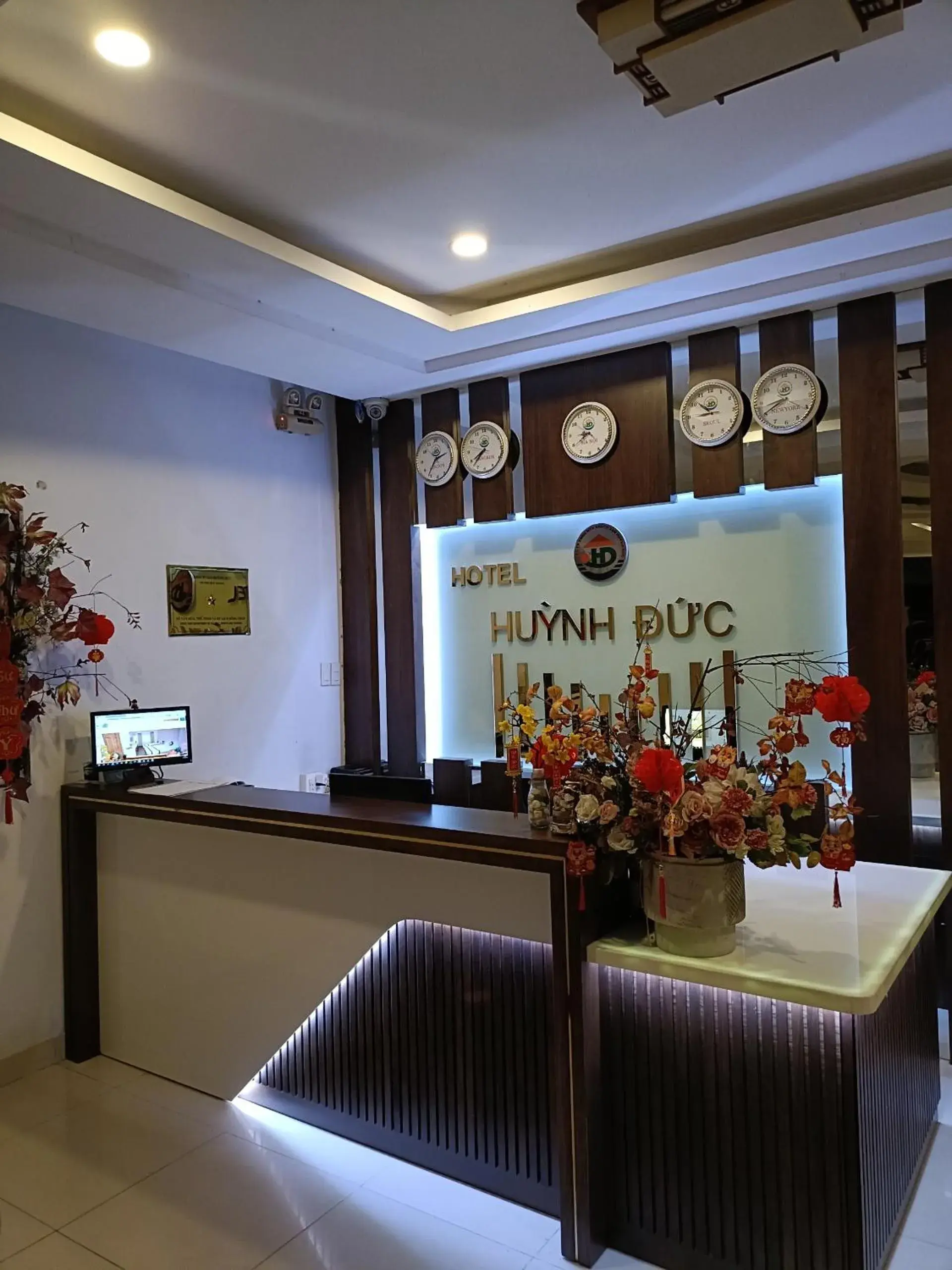 Huynh Duc Hotel Huynh Duc Hotel