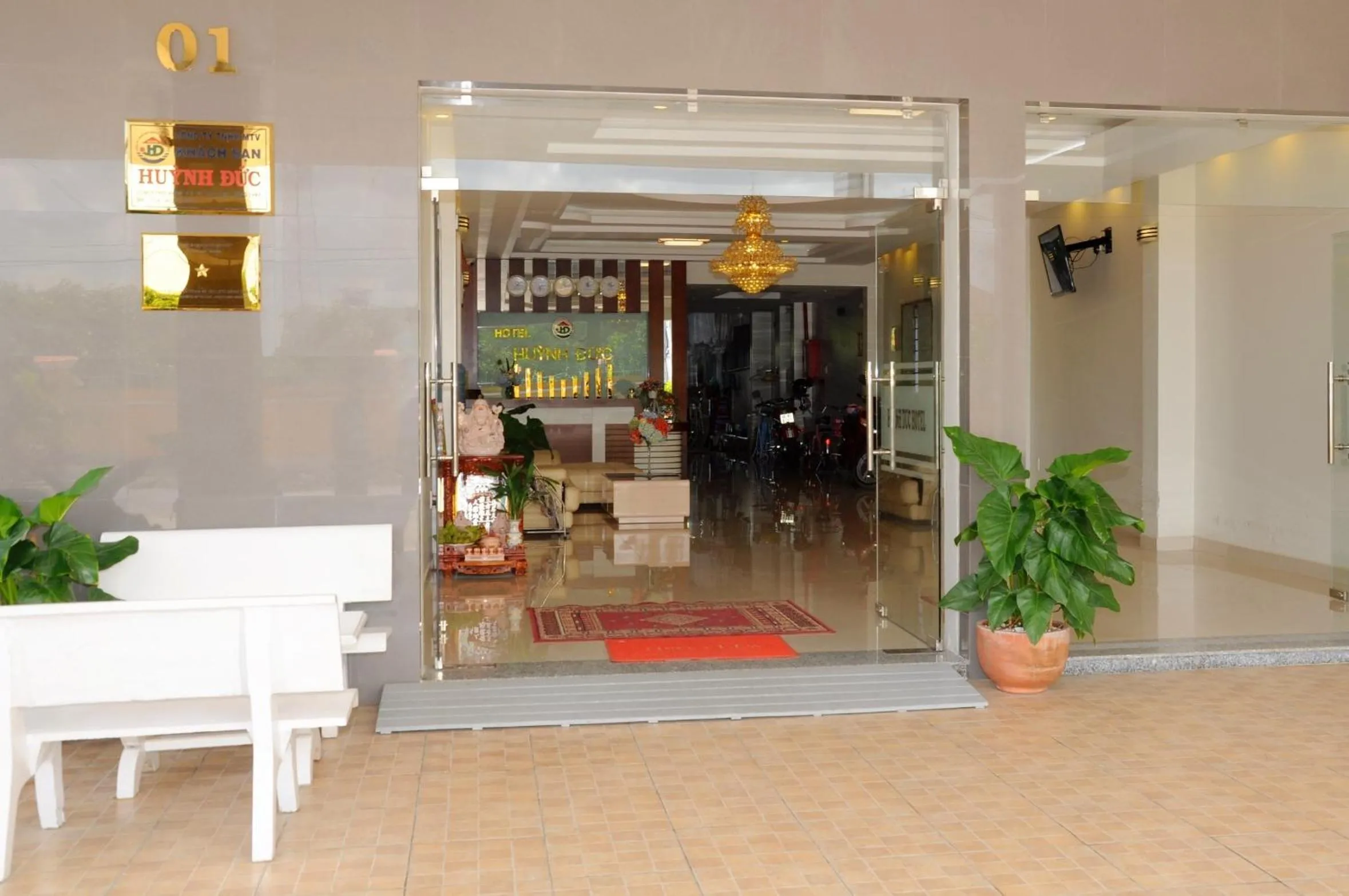 Property building in Huynh Duc Hotel