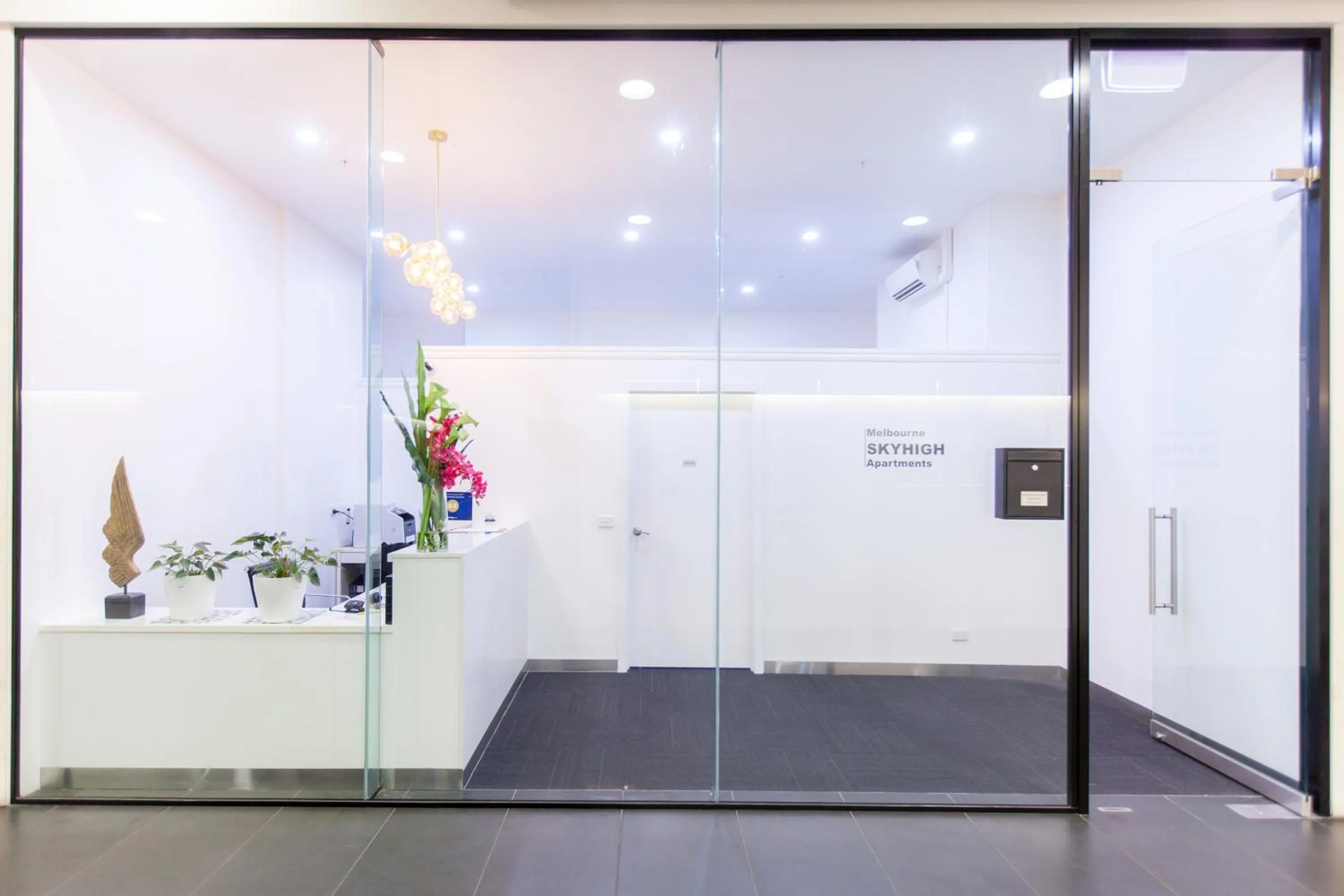 Lobby or reception in Melbourne SkyHigh Apartments