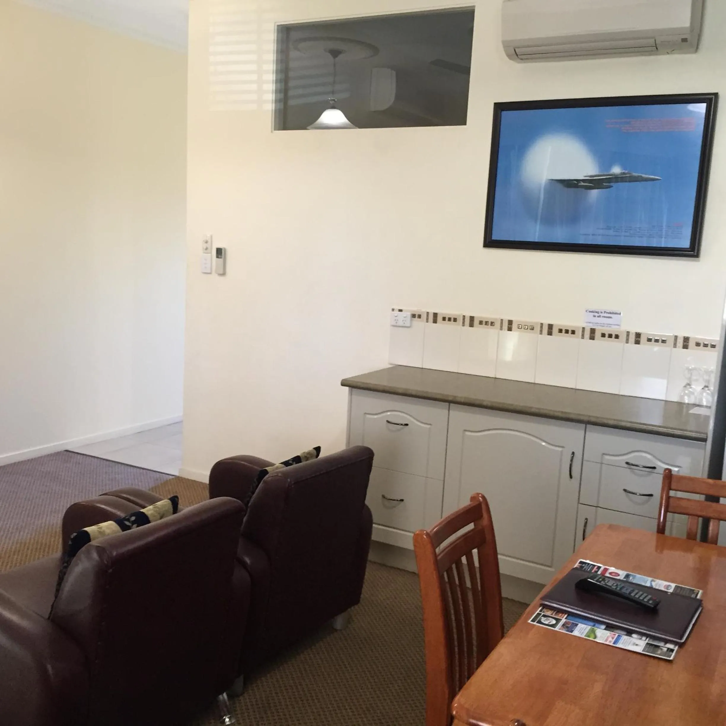 TV and multimedia in Criterion Hotel-Motel Rockhampton