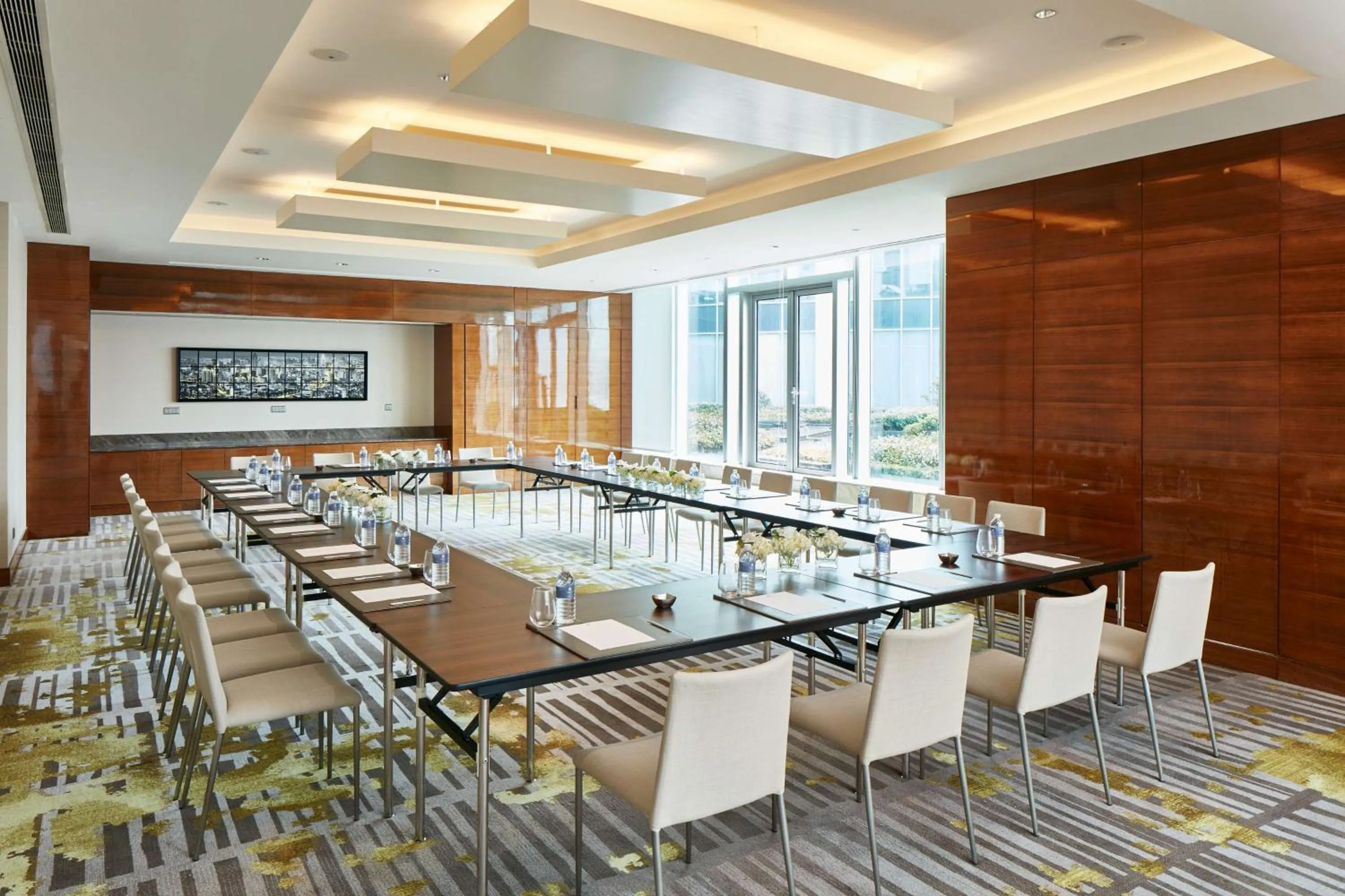 On site in Suning Galaxy International Hotel Wuxi