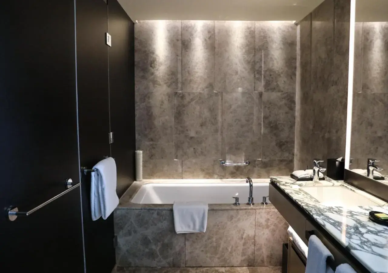 King Room in Hyatt Regency Wuxi King Room in Hyatt Regency Wuxi