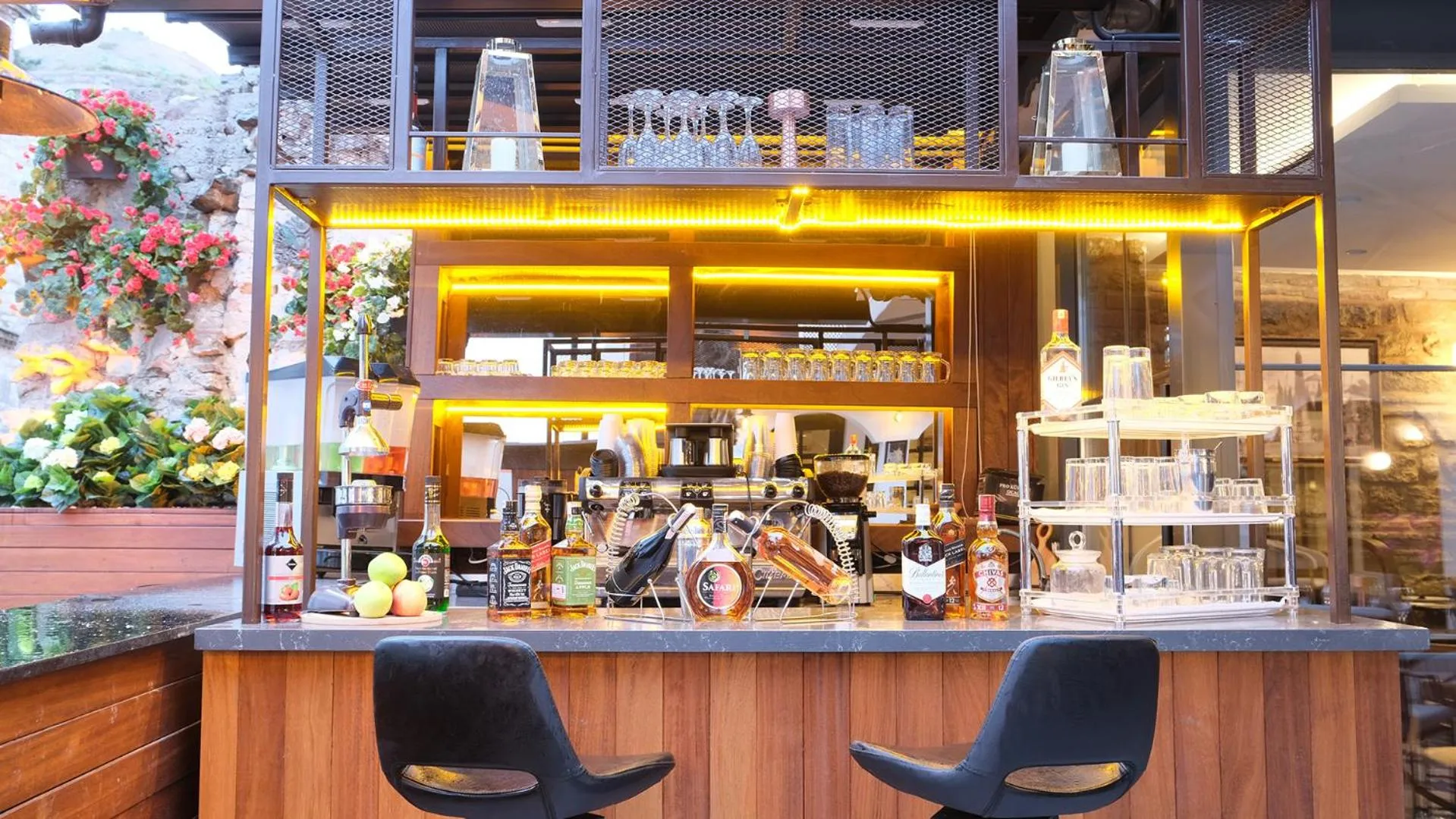 Restaurant/places to eat in Ishak Pasa Palace by Joyway Hotels