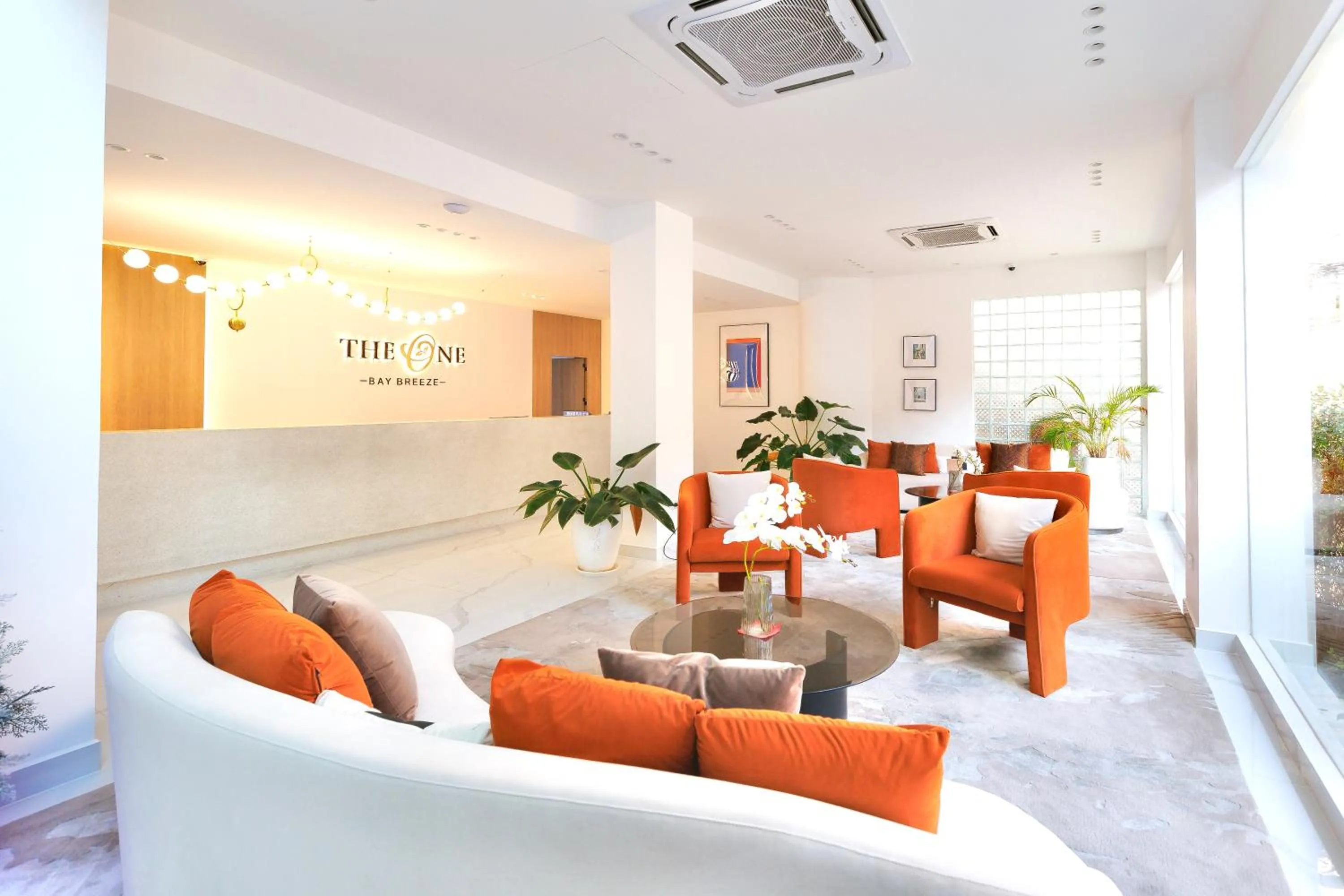 Lobby or reception in The One Bay Breeze