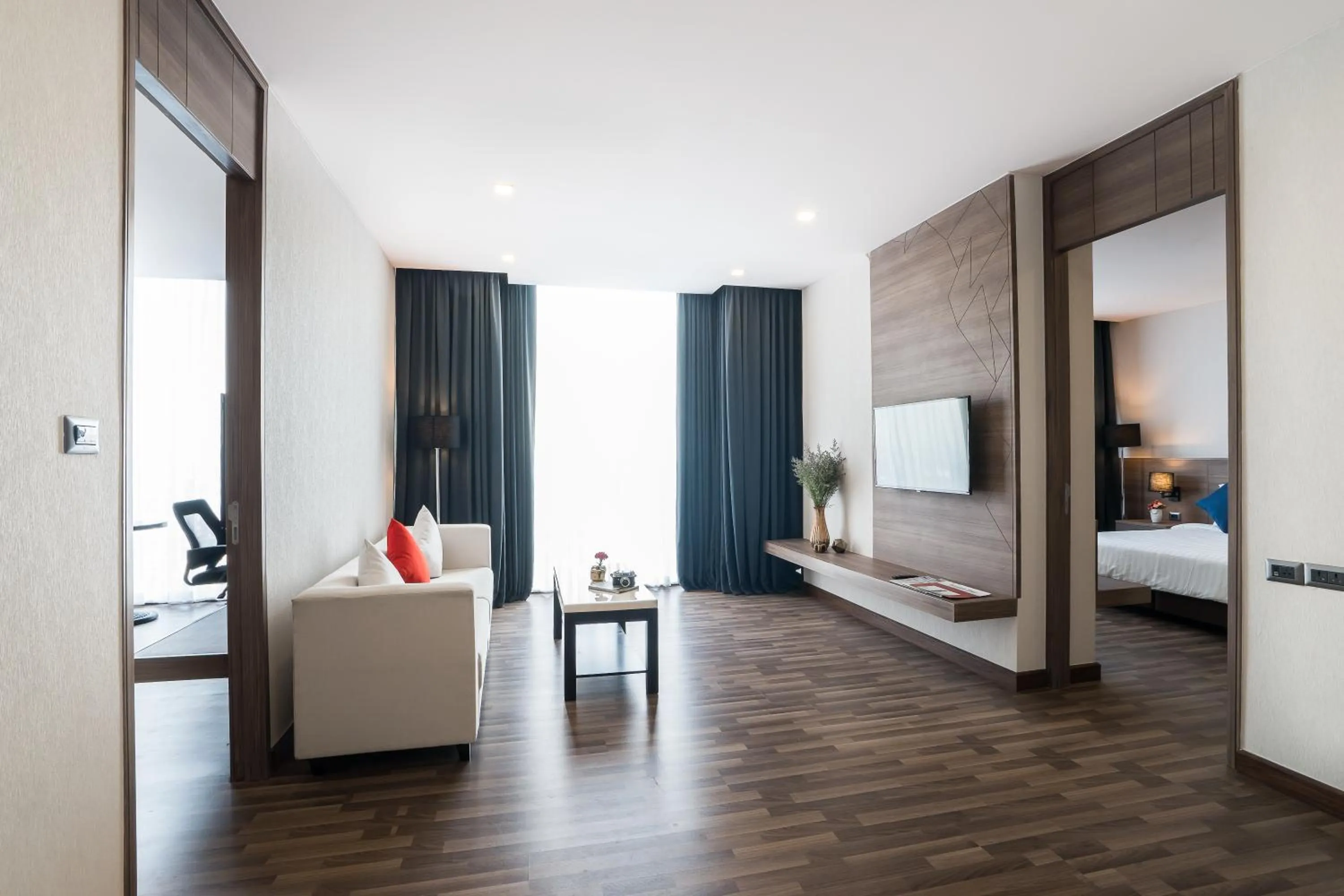 Photo of the whole room, Bed in Best Western Plus Wanda Grand Hotel