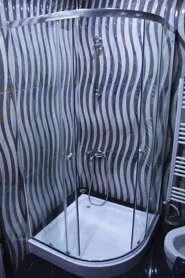 Bathroom in Rey Hotel