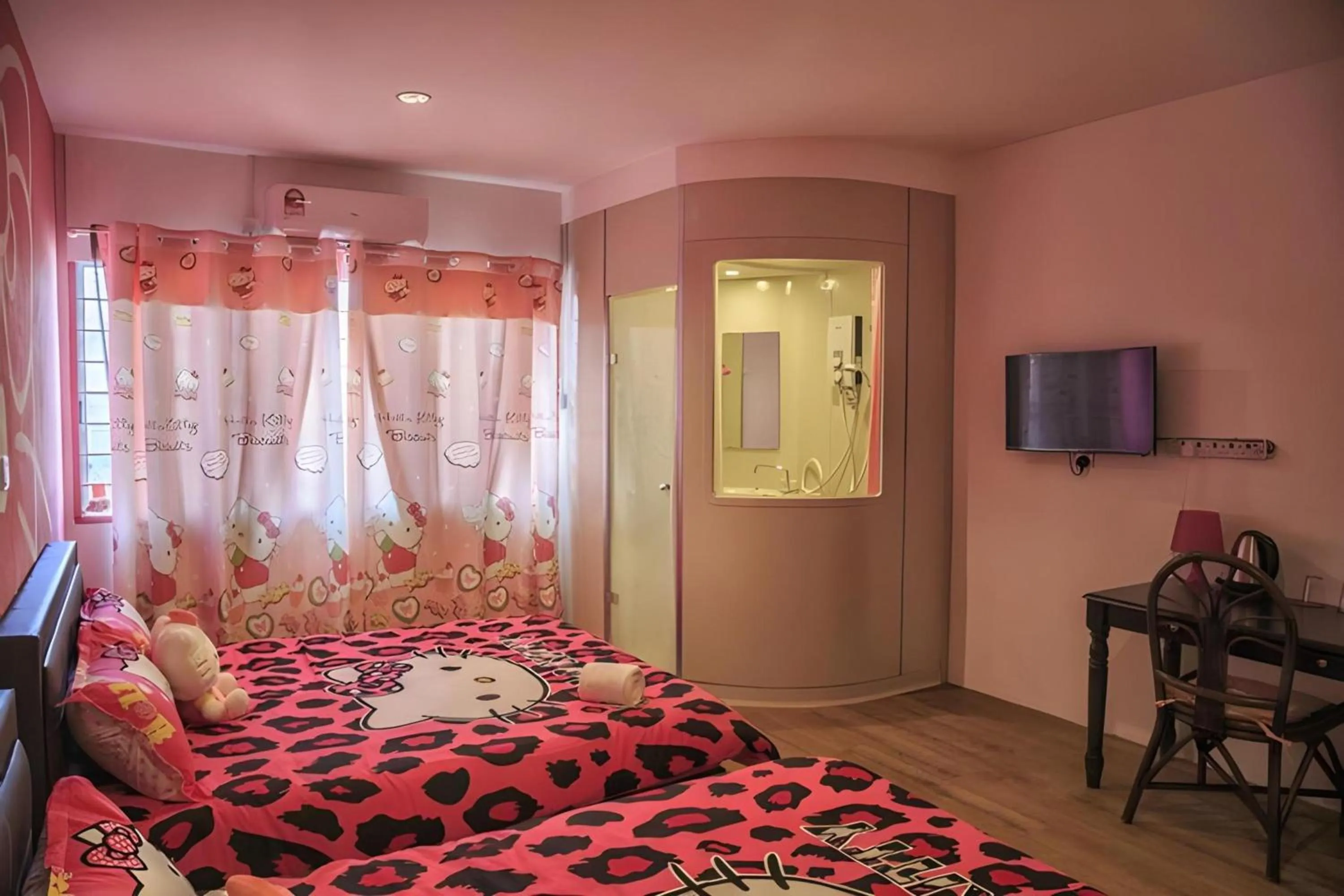 Photo of the whole room in Hotel O Elephant House Boutique Hotel