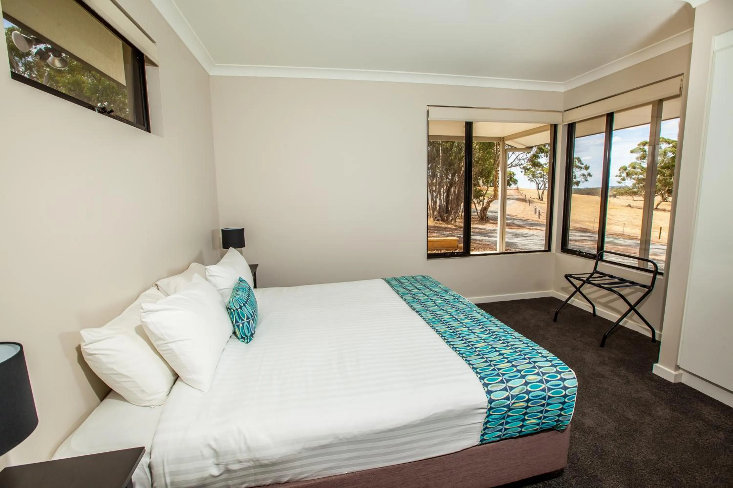 View (from property/room), Bed in Neagles Retreat Villas