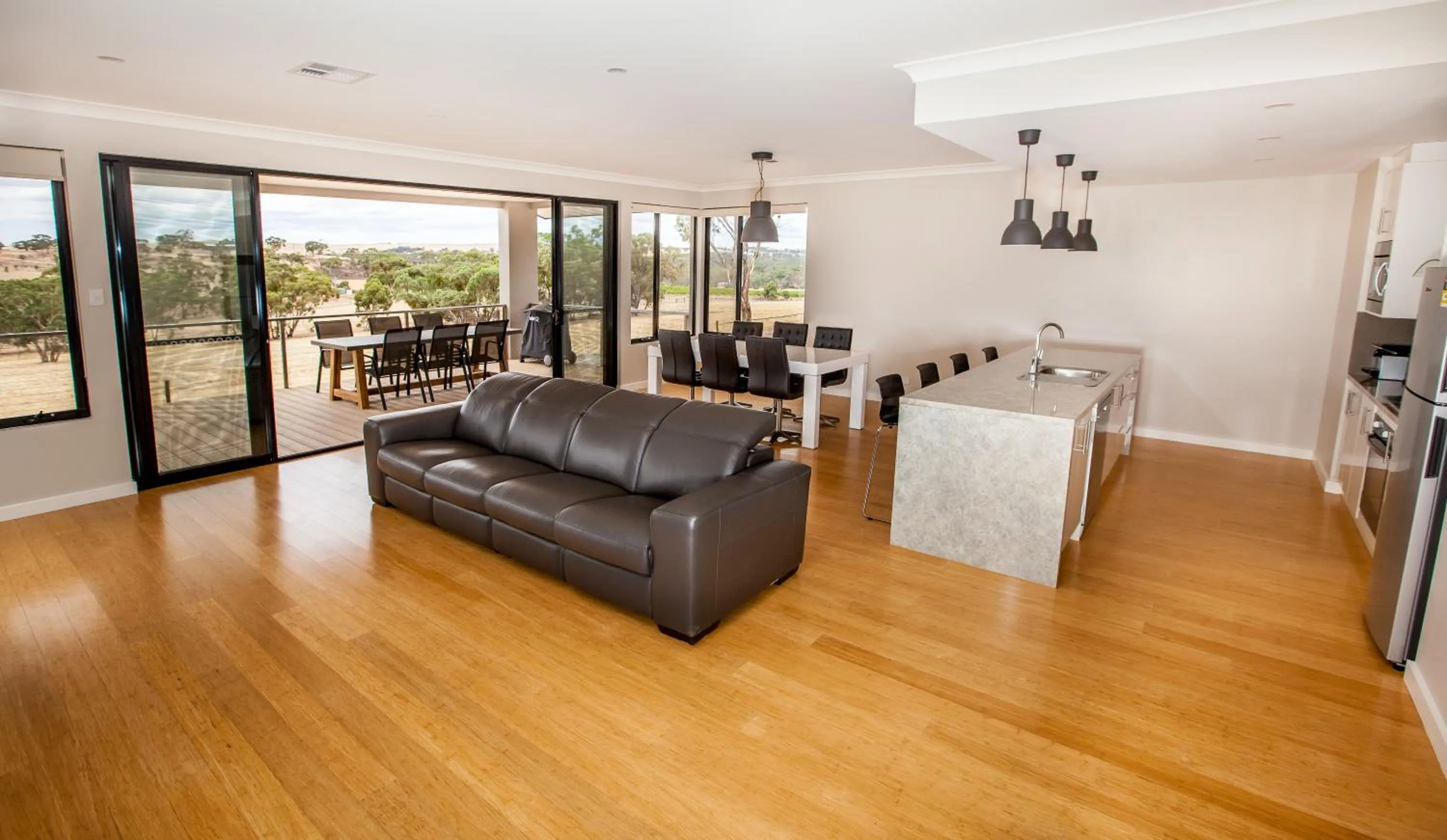 BBQ facilities in Neagles Retreat Villas