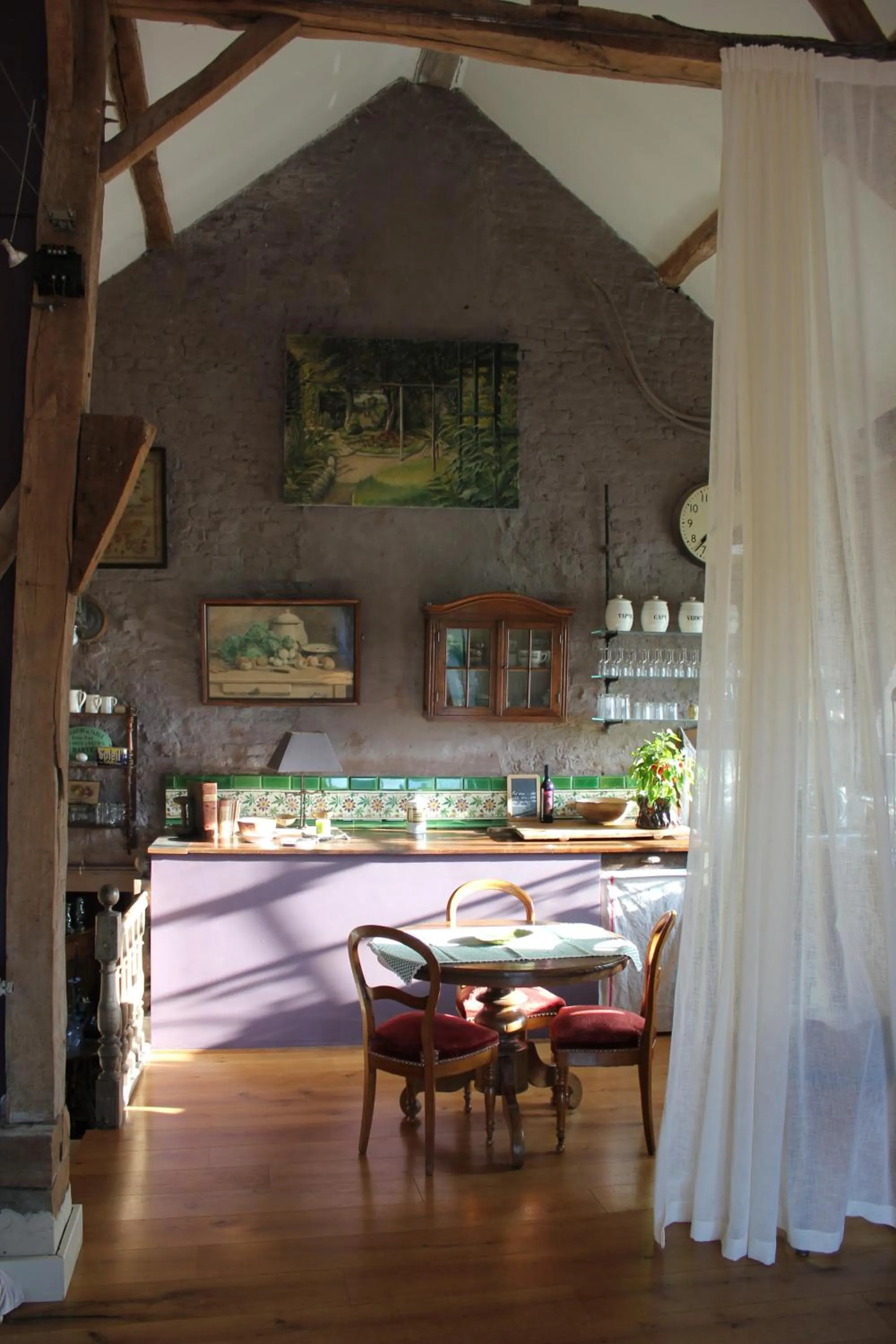 Decorative detail in La Passiflore B&B