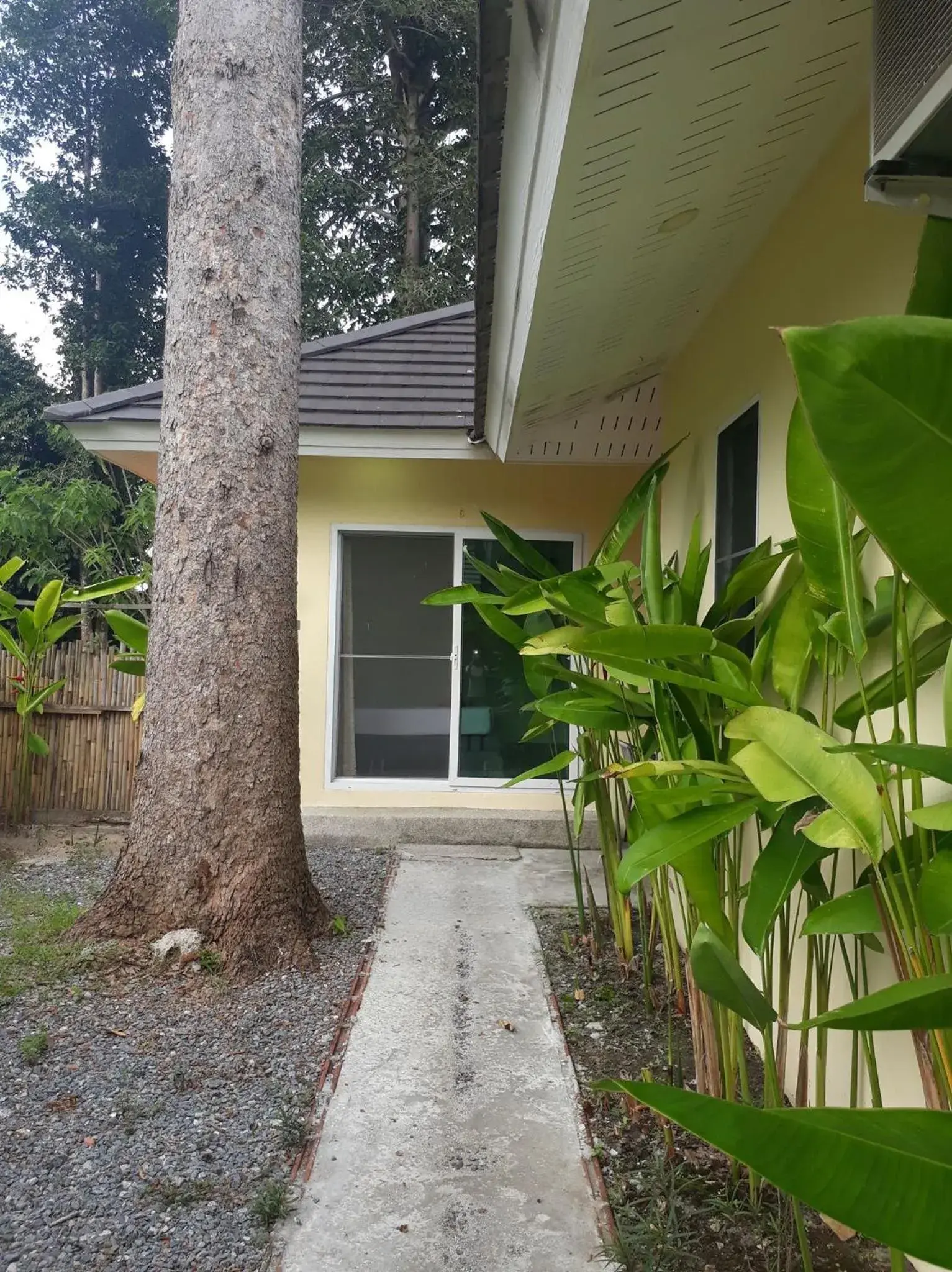 Economy Single Room in Khanom Garden Suite Economy Single Room in Khanom Garden Suite