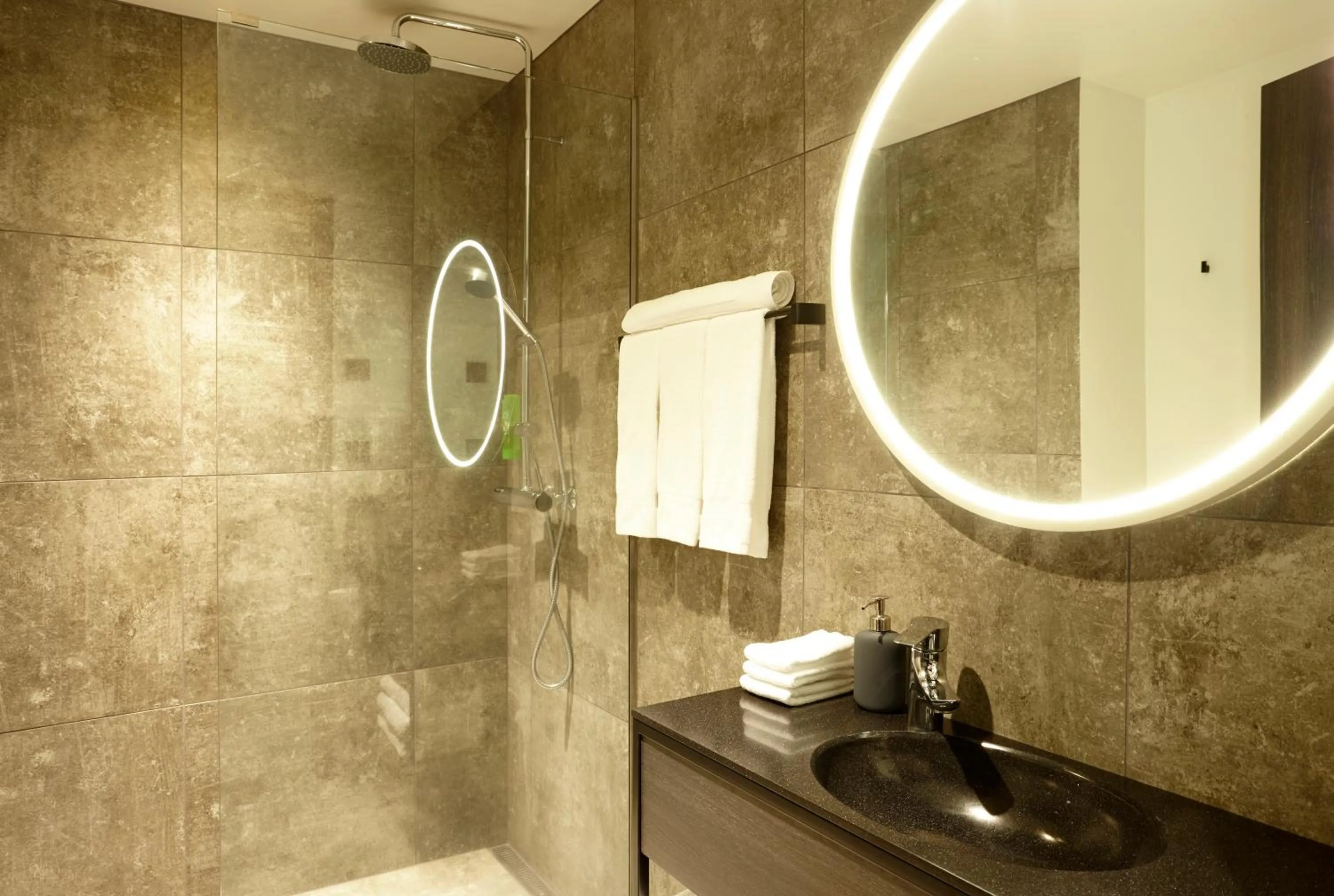 Bathroom in Fosshotel Glacier Lagoon