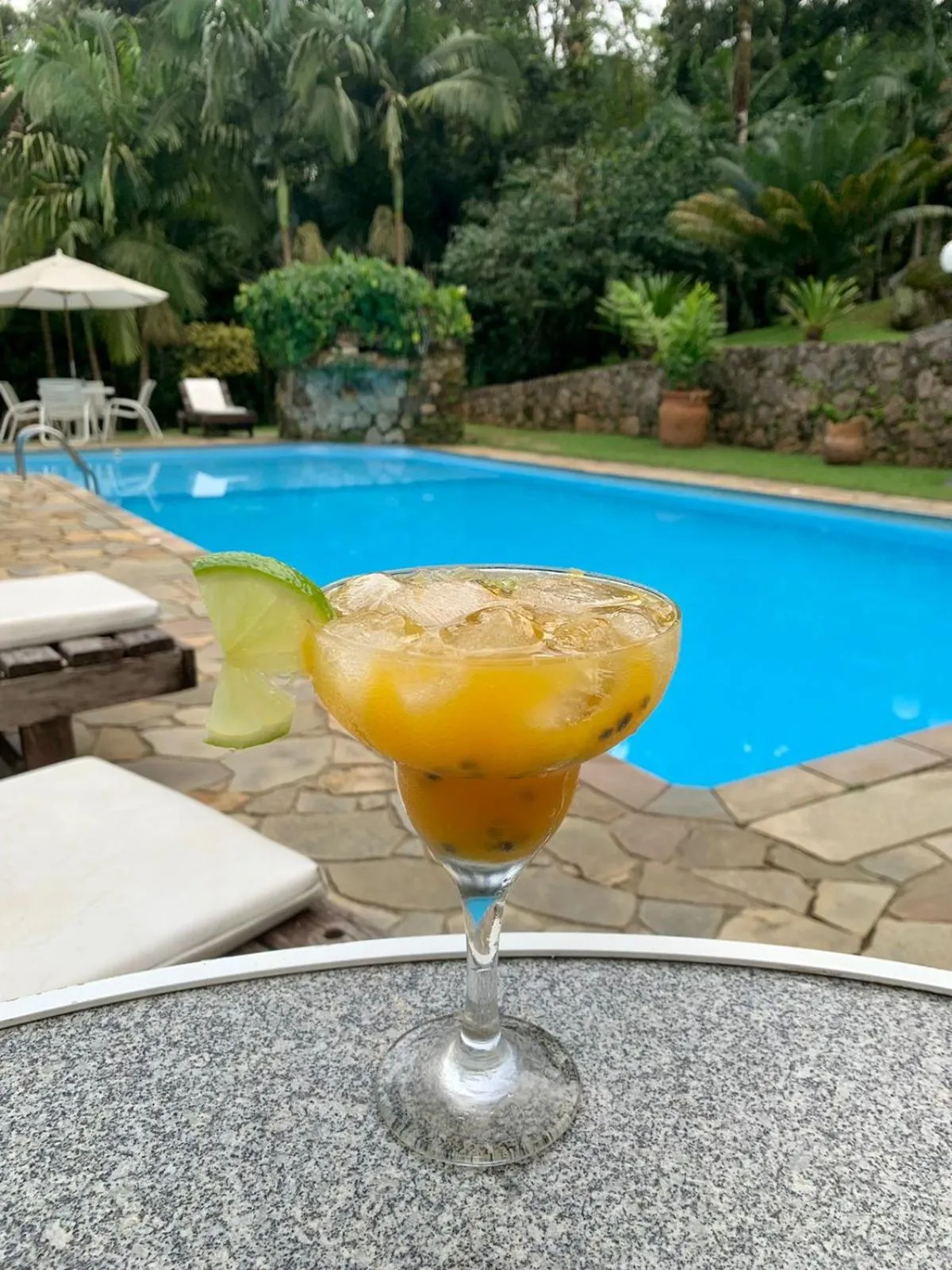 Pool view in Pousada Bromélias