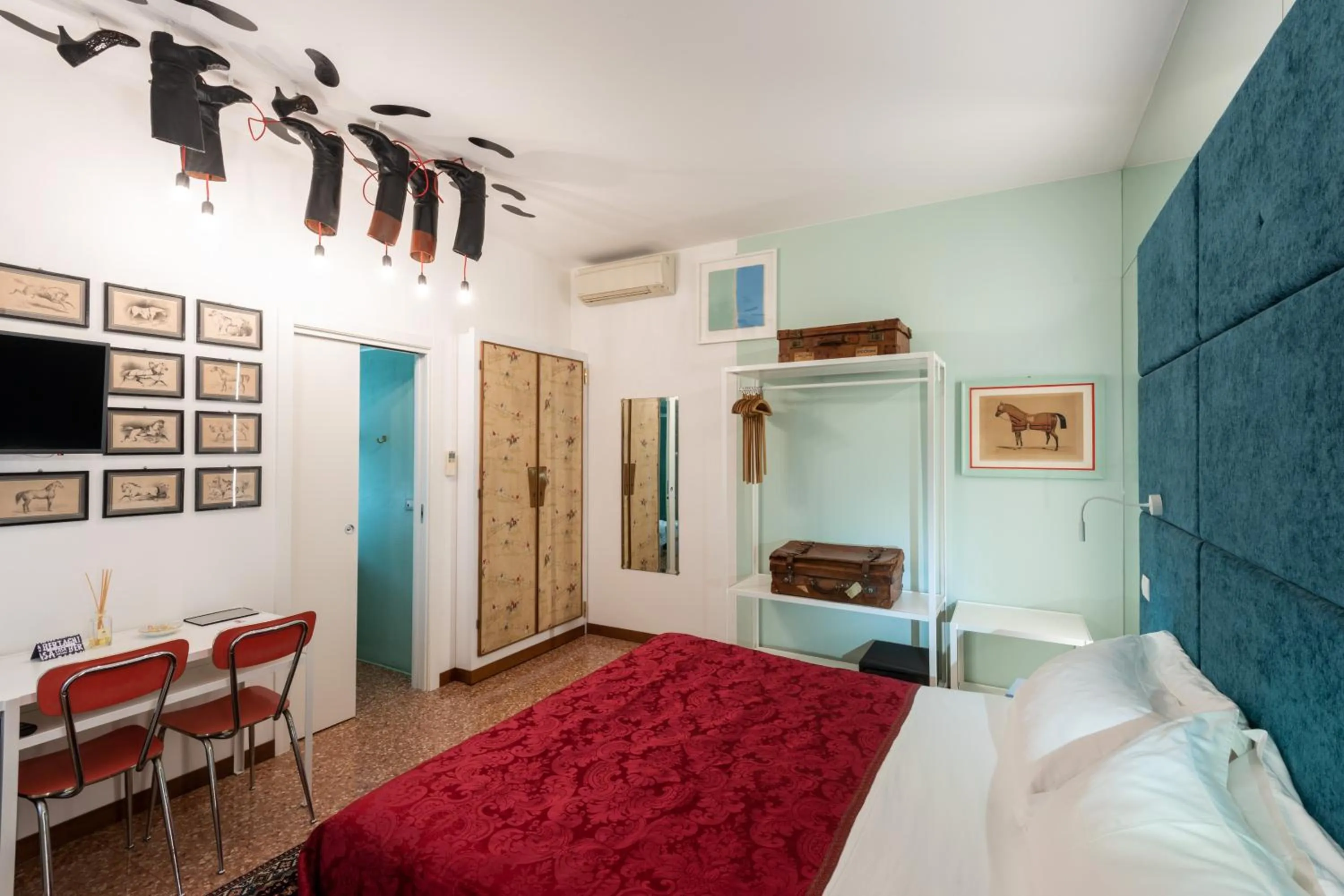 Toilet, Bed in Casa Bertagni