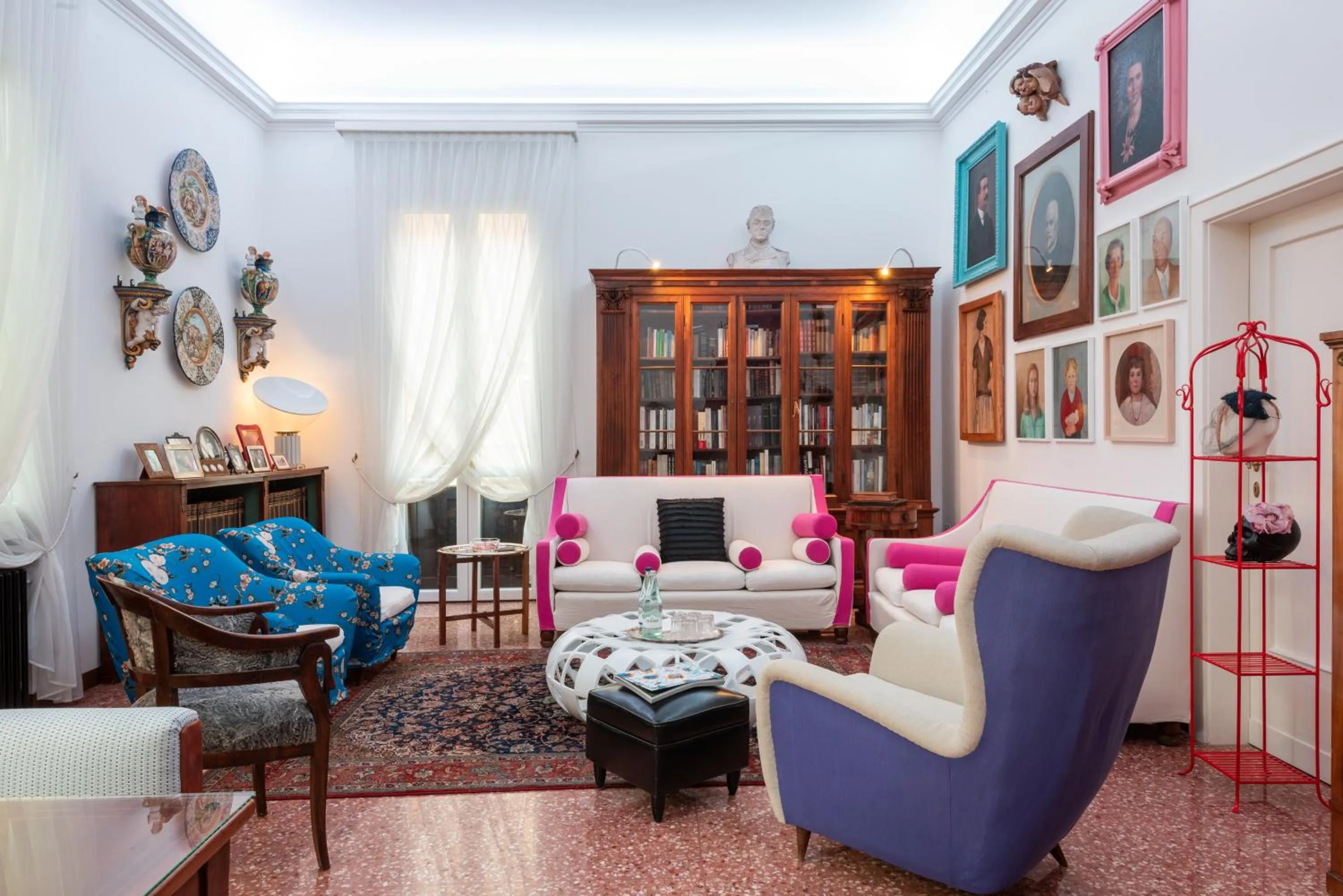 Communal lounge/ TV room in Casa Bertagni