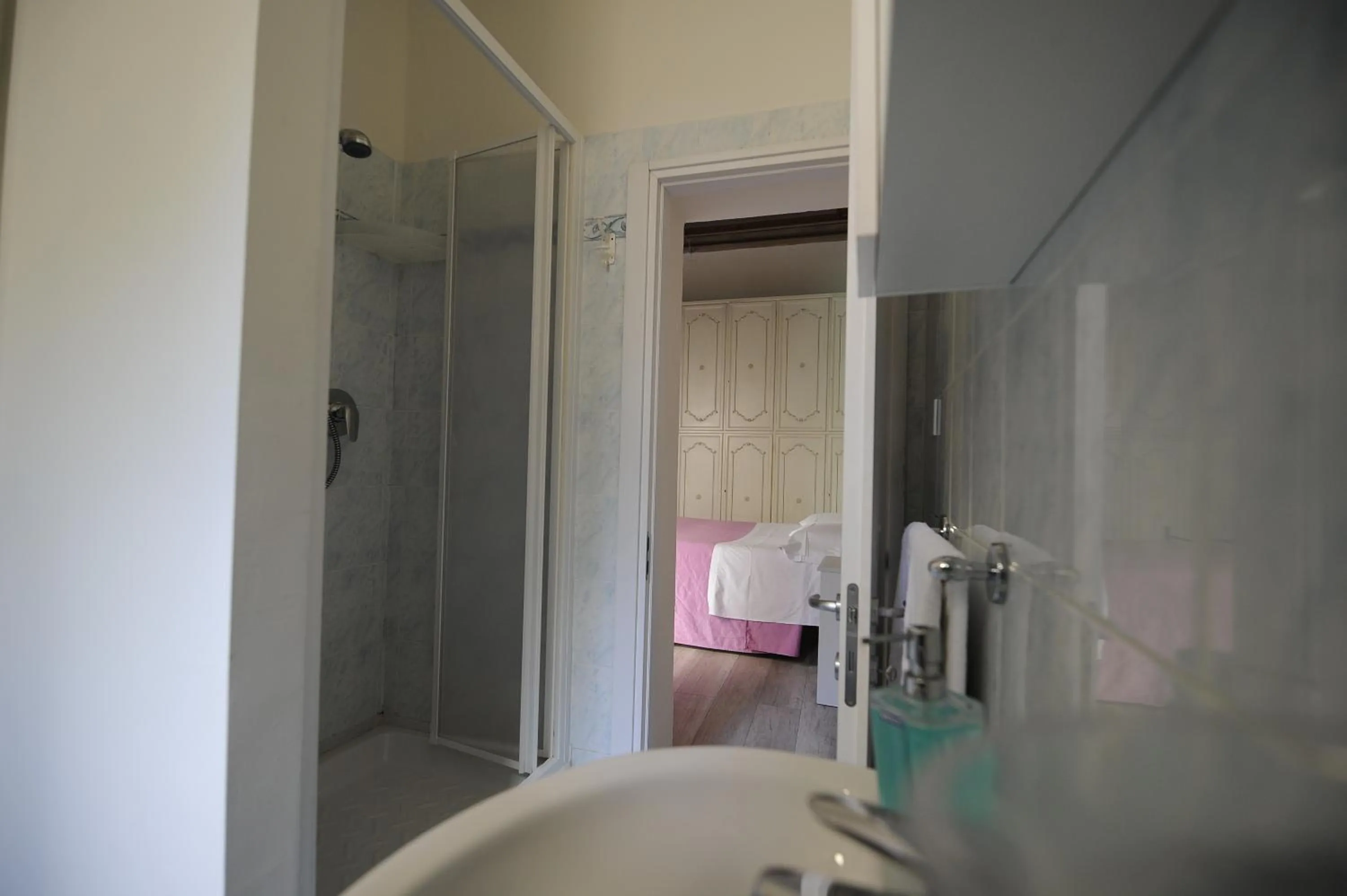 Shower in B&B Porta San Frediano