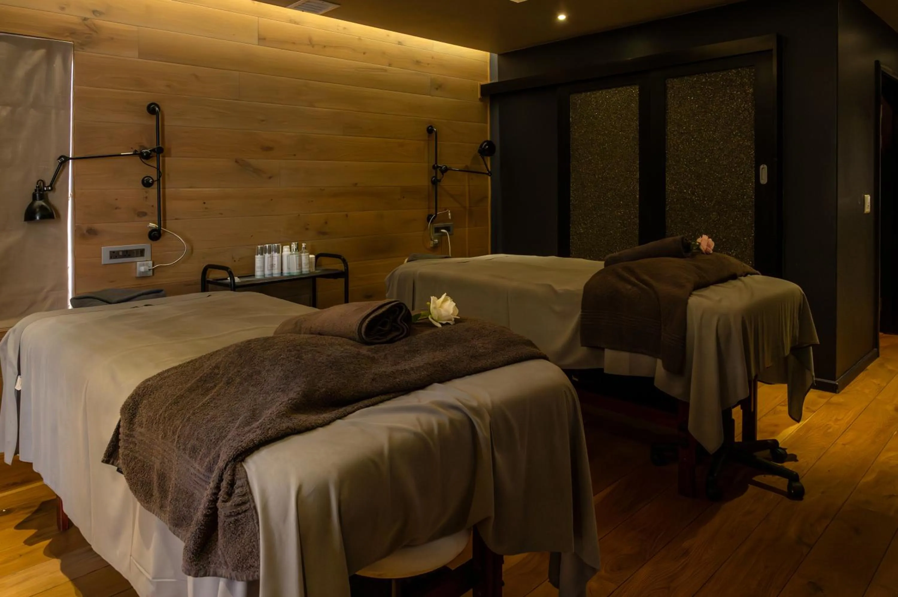 Massage, Bed in Majeka House Boutique Hotel by The Living Journey Collection