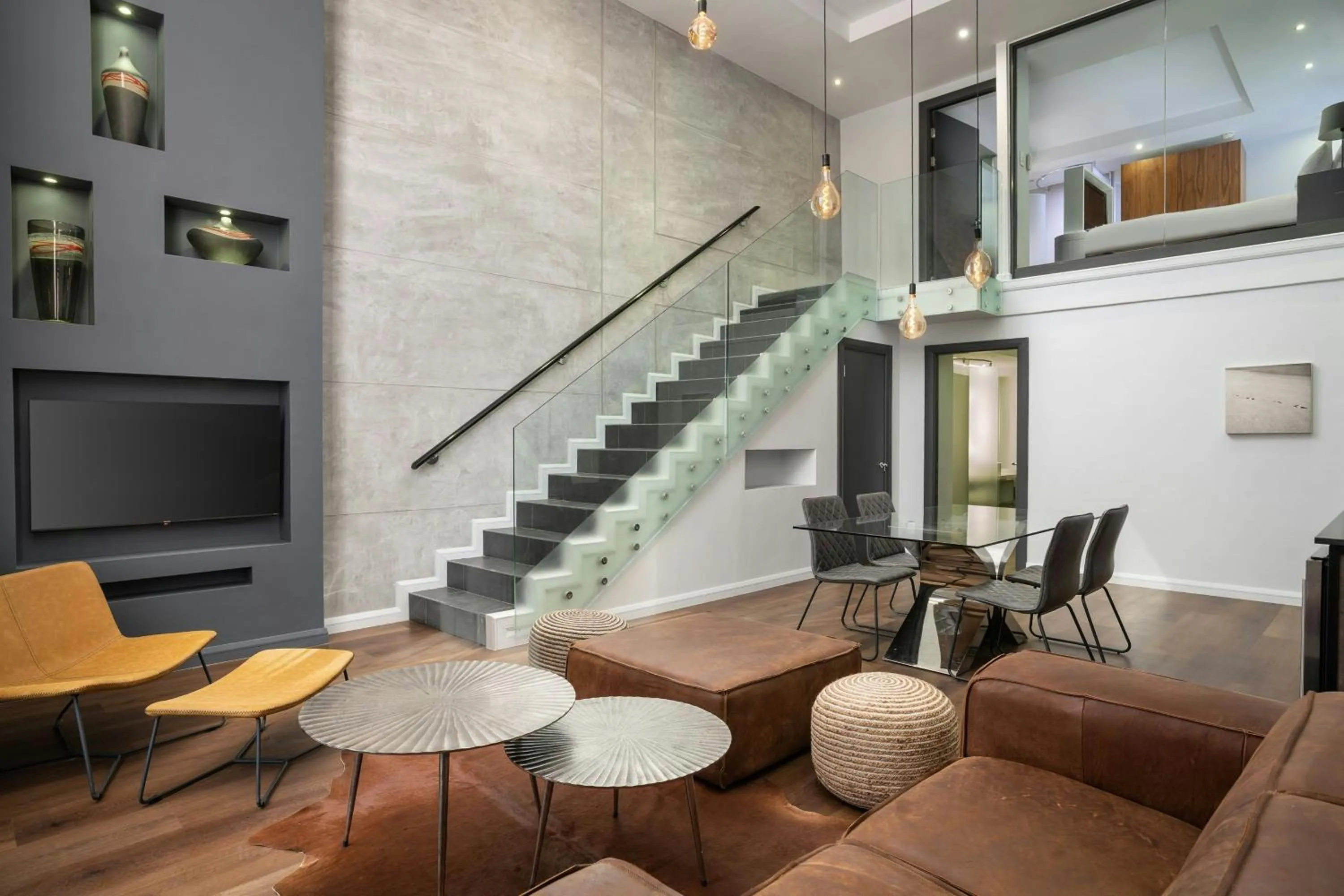 Lounge or bar in Protea Hotel Fire & Ice by Marriott Cape Town