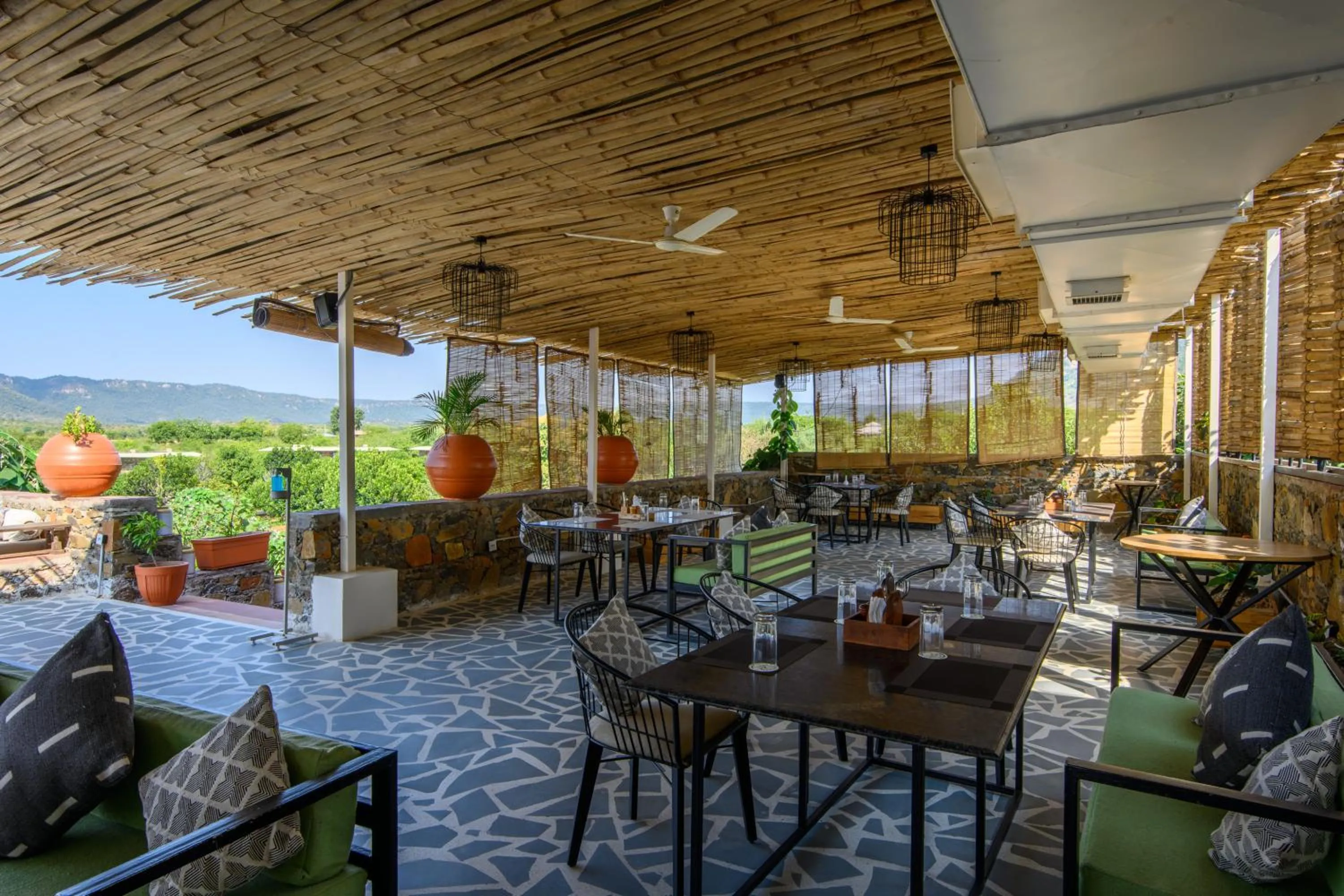 Restaurant/places to eat in Utsav Camp Sariska