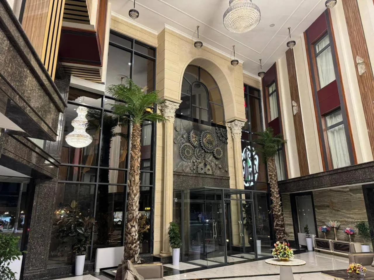 Property building in Art Royal