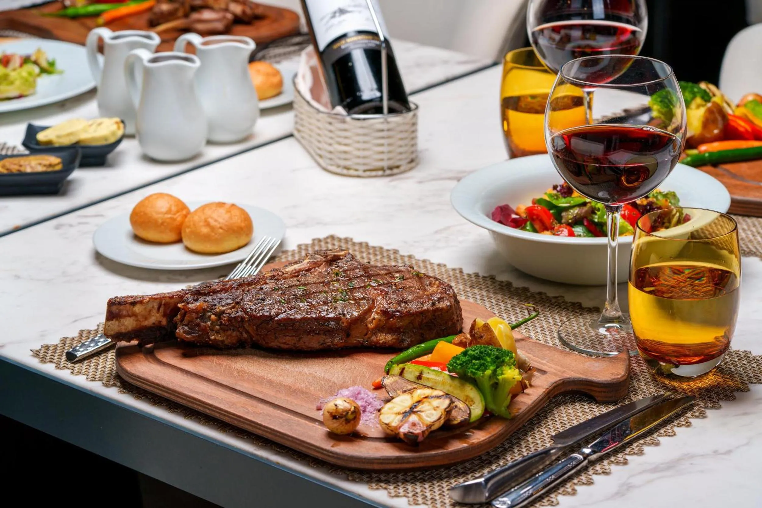 Restaurant/places to eat in Trendy Lara