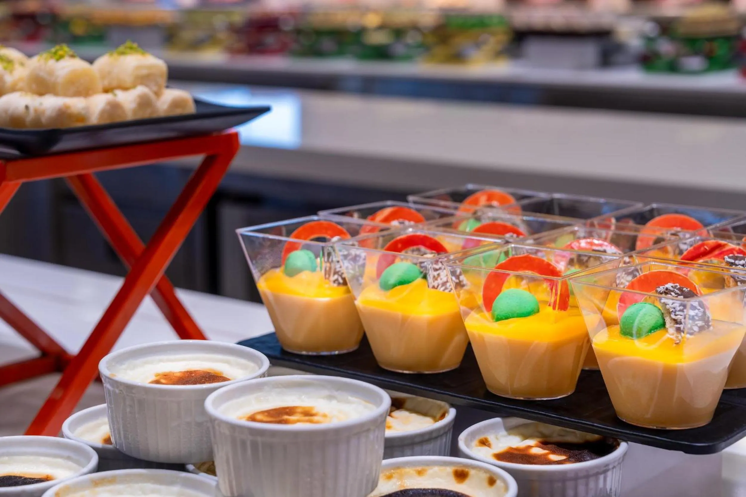 Restaurant/places to eat in Trendy Lara