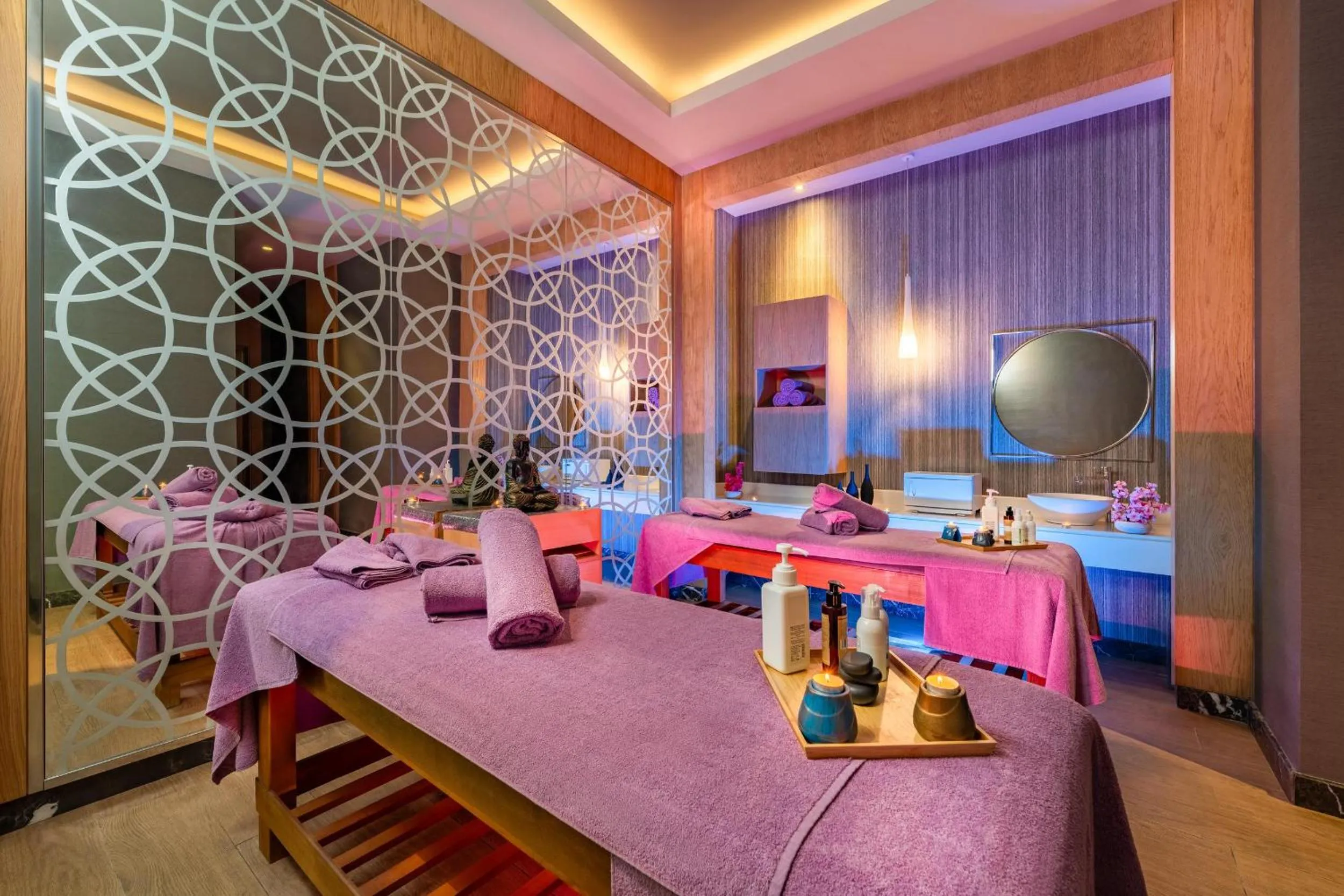 Spa and wellness centre/facilities in Trendy Lara