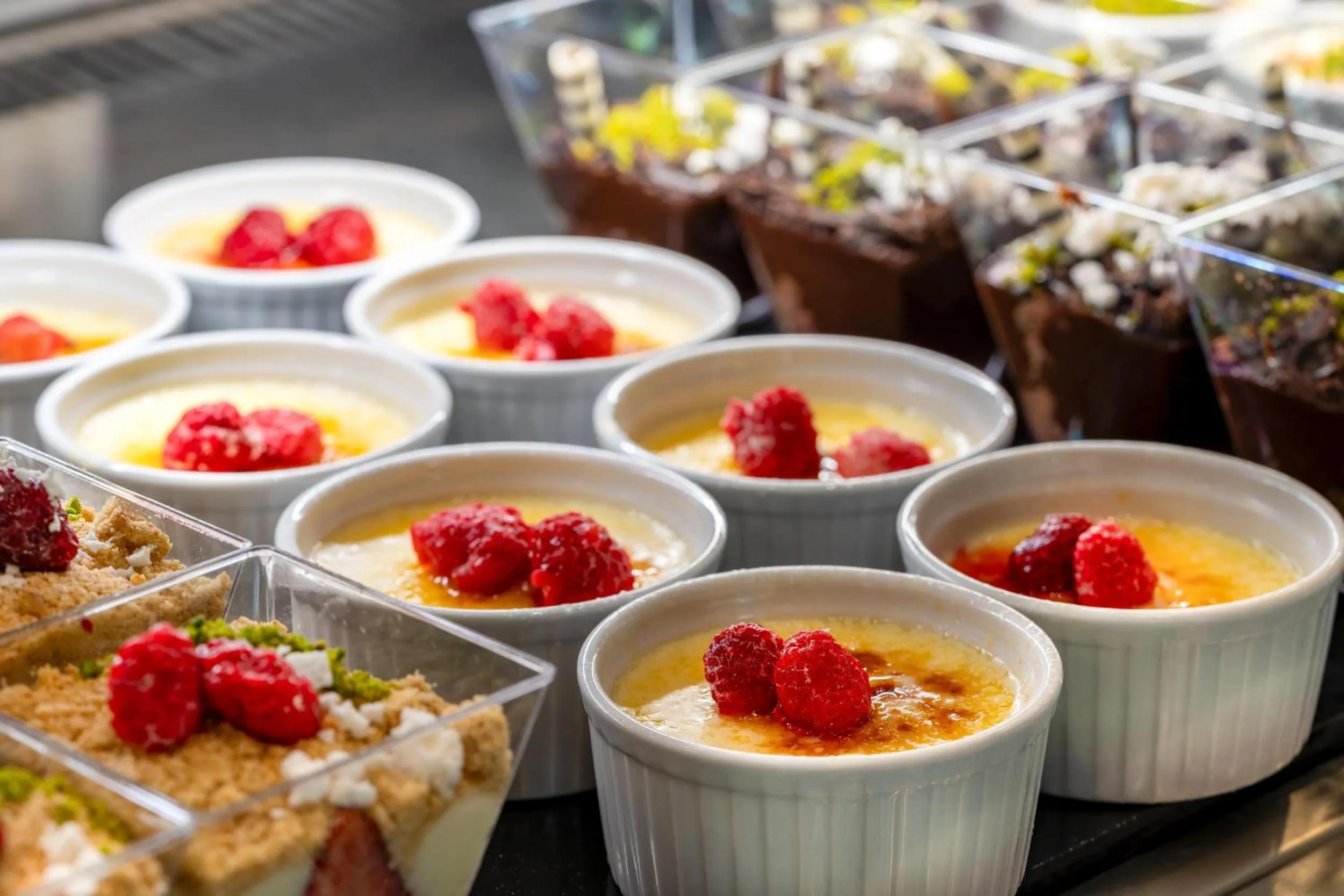 Restaurant/places to eat in Trendy Lara