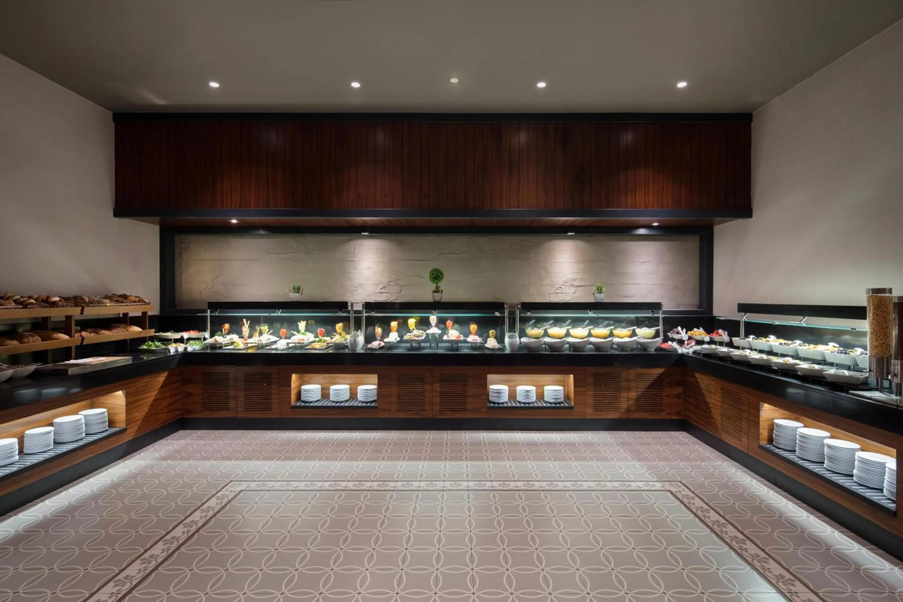 Restaurant/places to eat in Trendy Lara